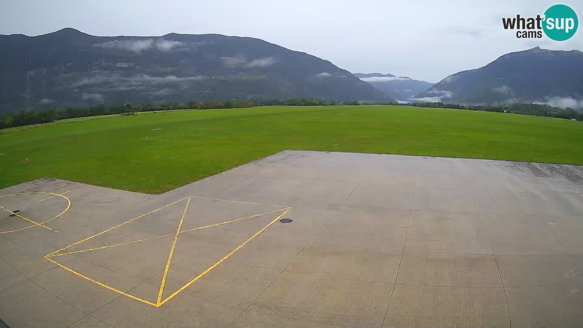 Bovec airport webcam – Skydive Bovec