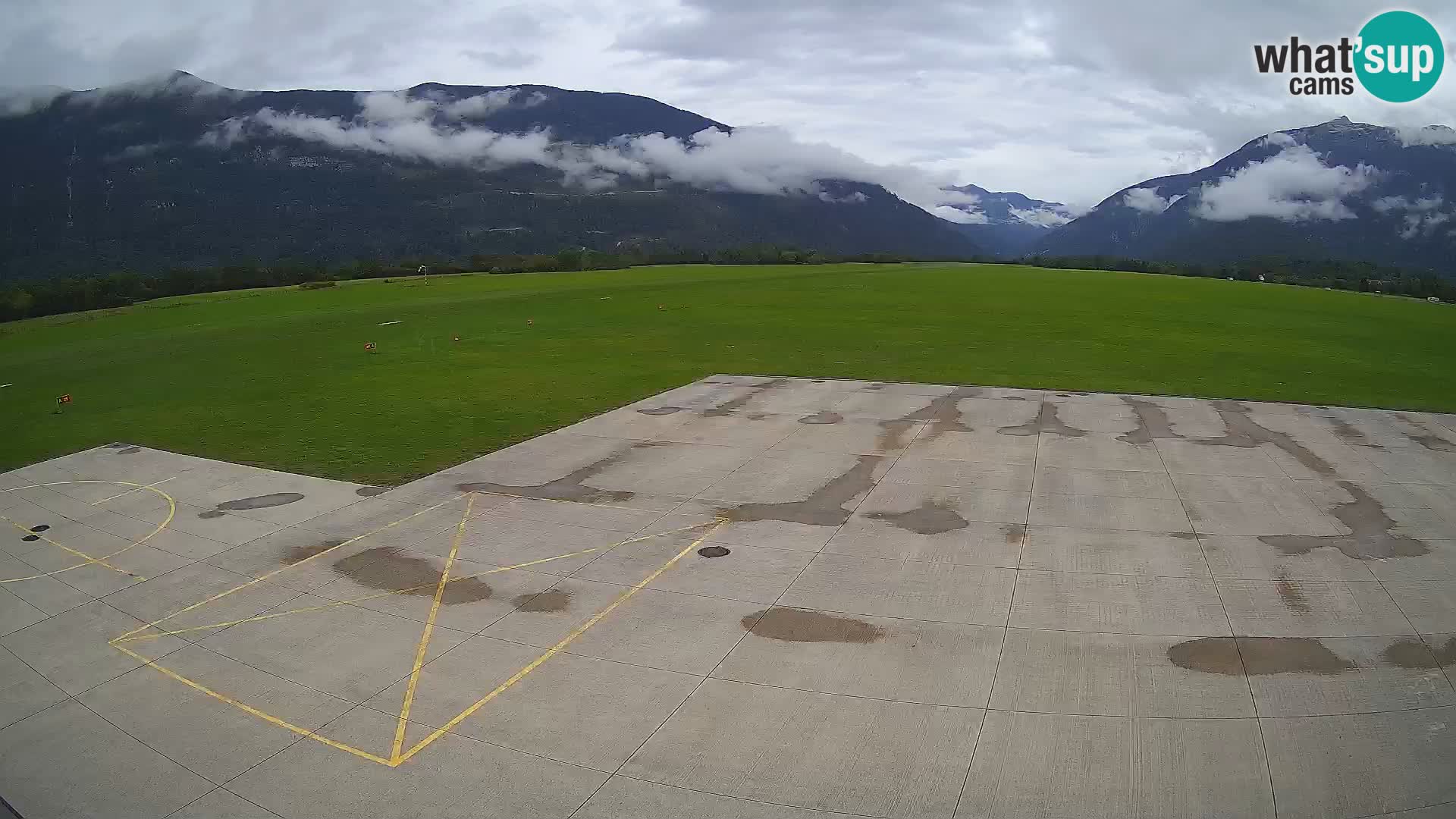 Bovec airport webcam – Skydive Bovec
