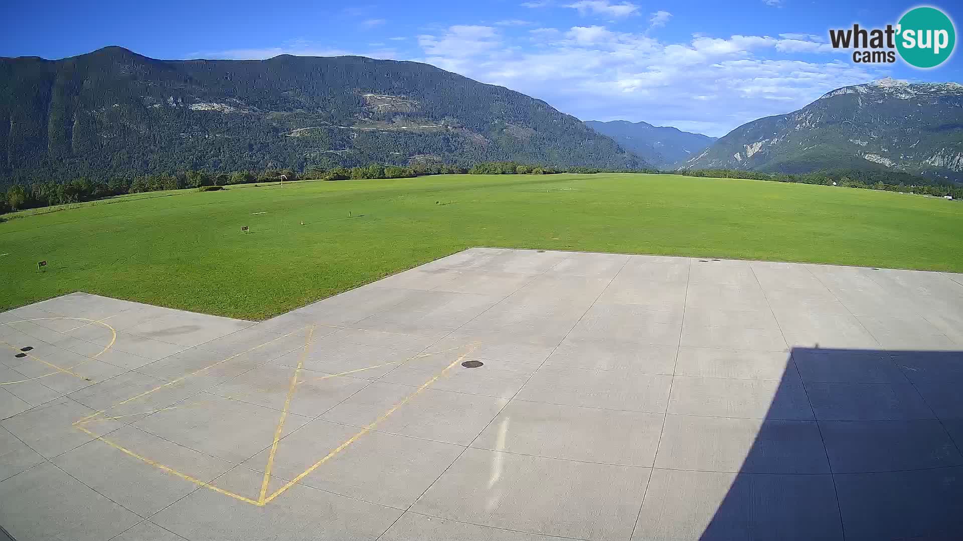Bovec airport webcam – Skydive Bovec