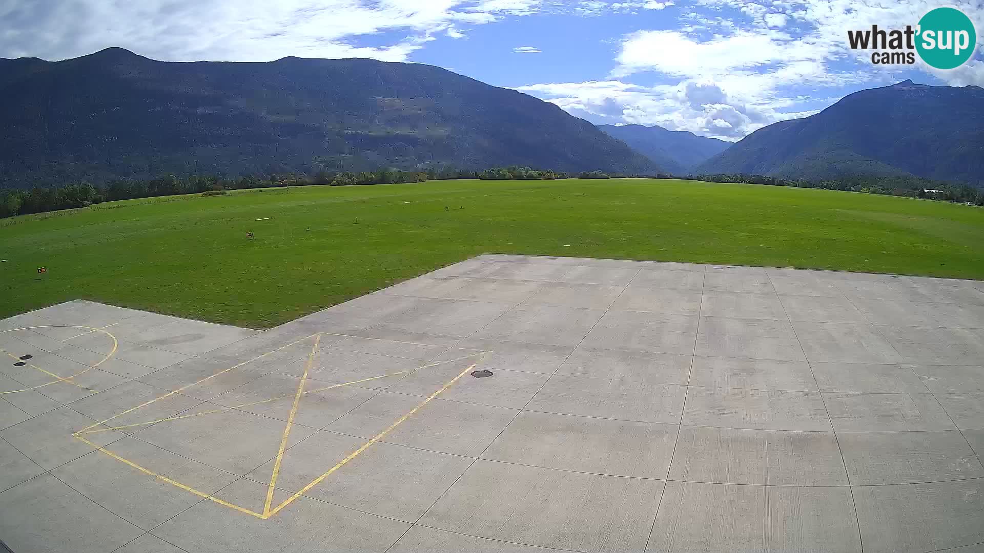 Bovec airport webcam – Skydive Bovec