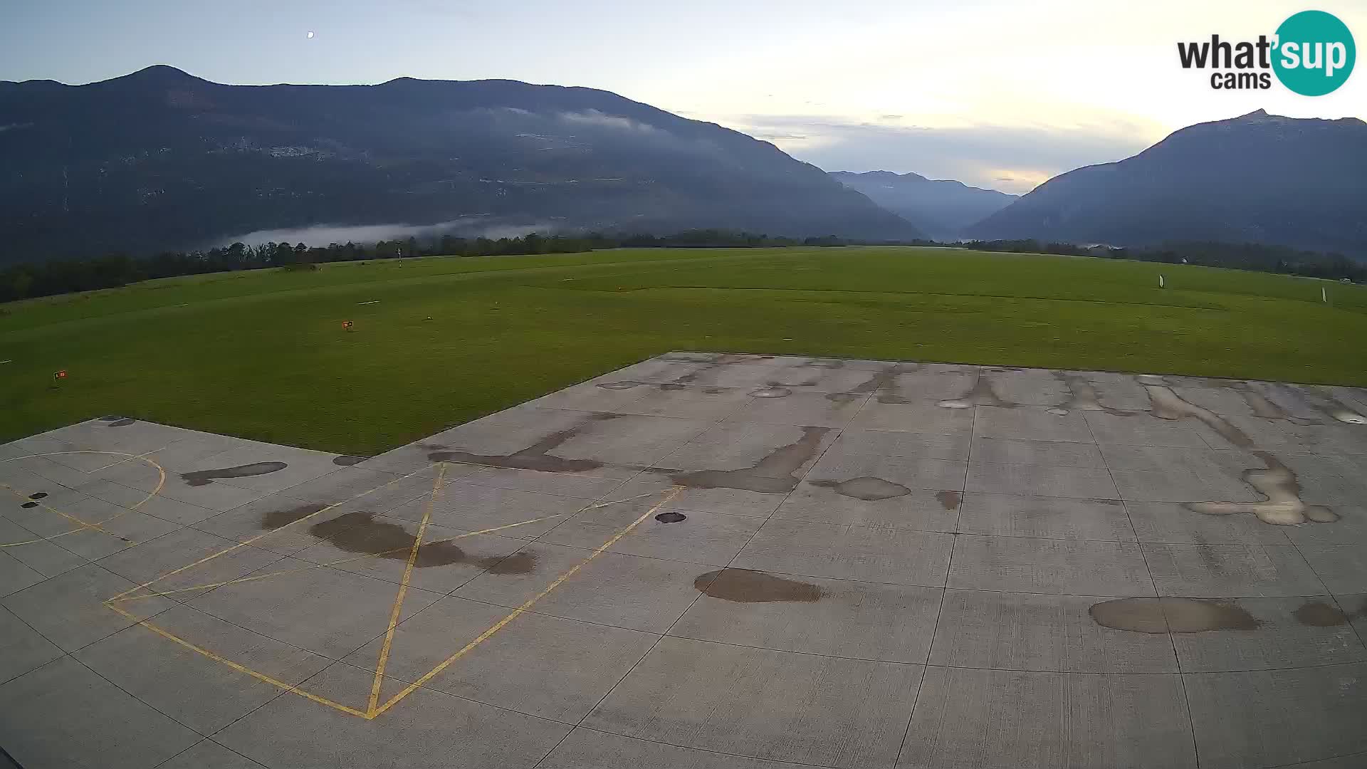 Webcam des Flughafens Bovec – Skydive Bovec