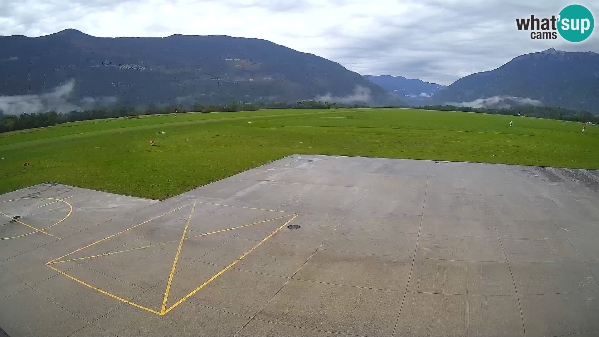 Webcam des Flughafens Bovec – Skydive Bovec