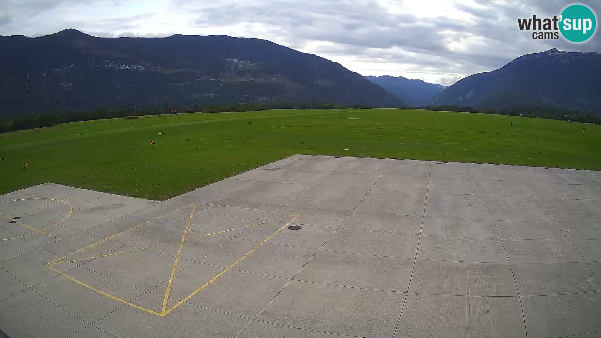 Webcam des Flughafens Bovec – Skydive Bovec