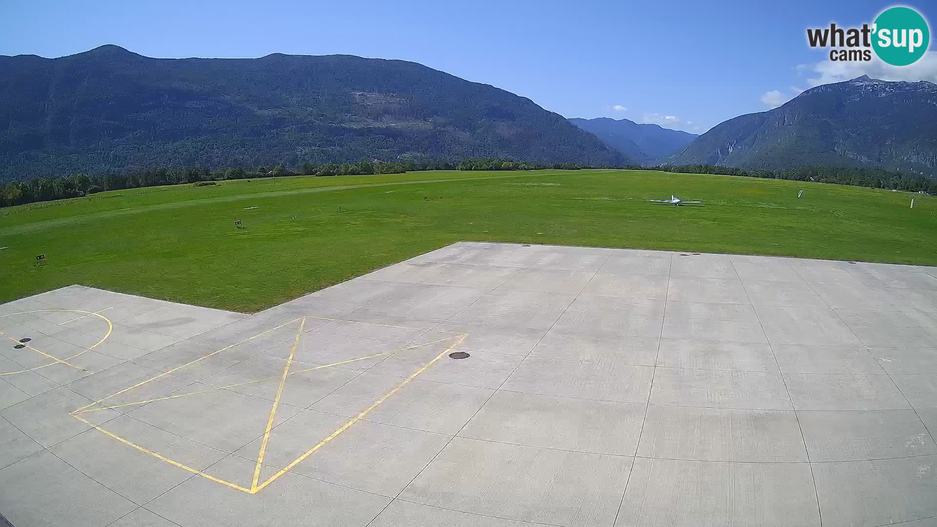 Webcam des Flughafens Bovec – Skydive Bovec