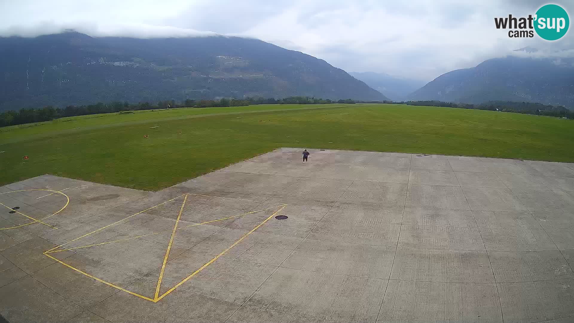 Bovec airport webcam – Skydive Bovec