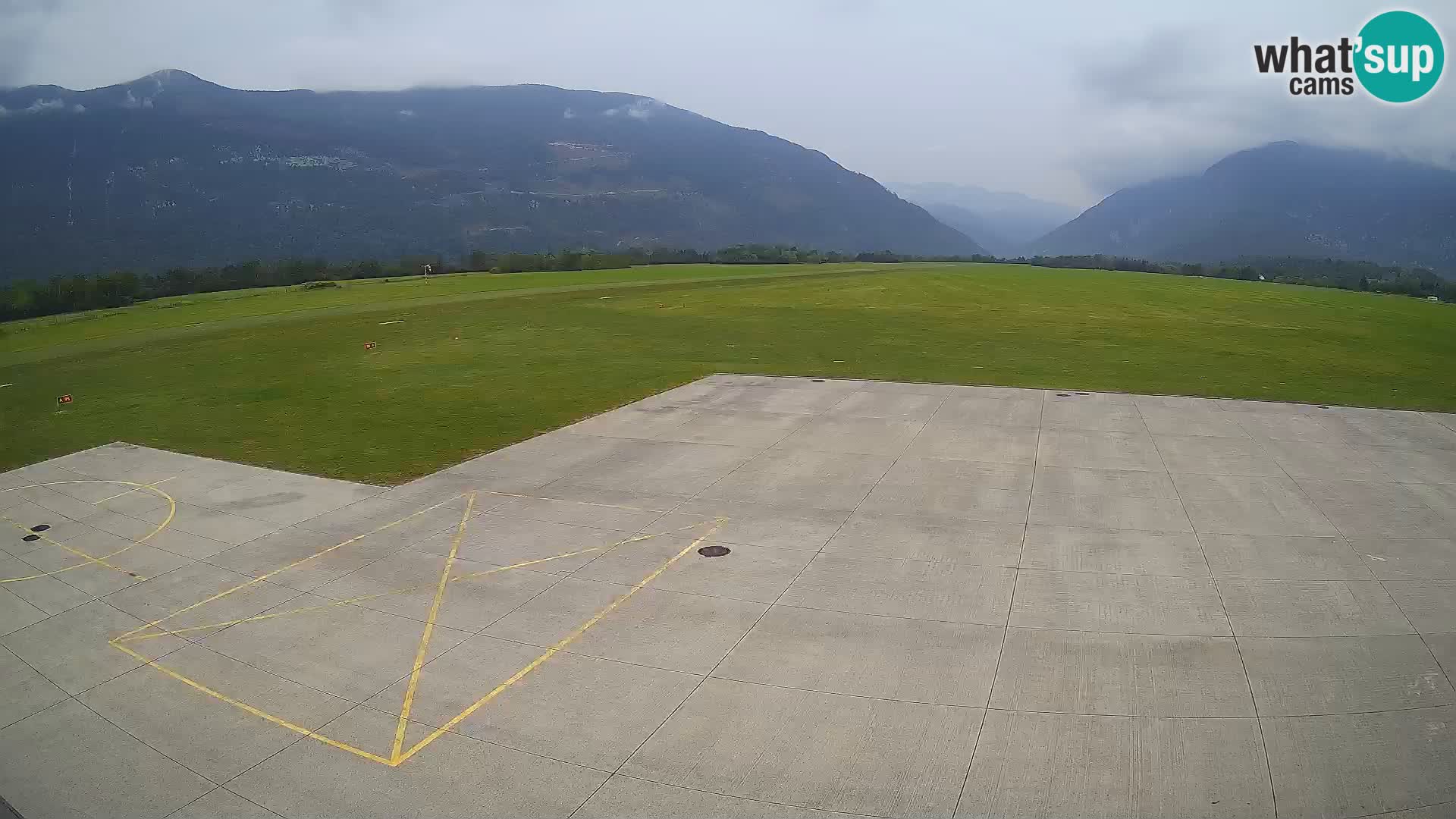 Bovec airport webcam – Skydive Bovec