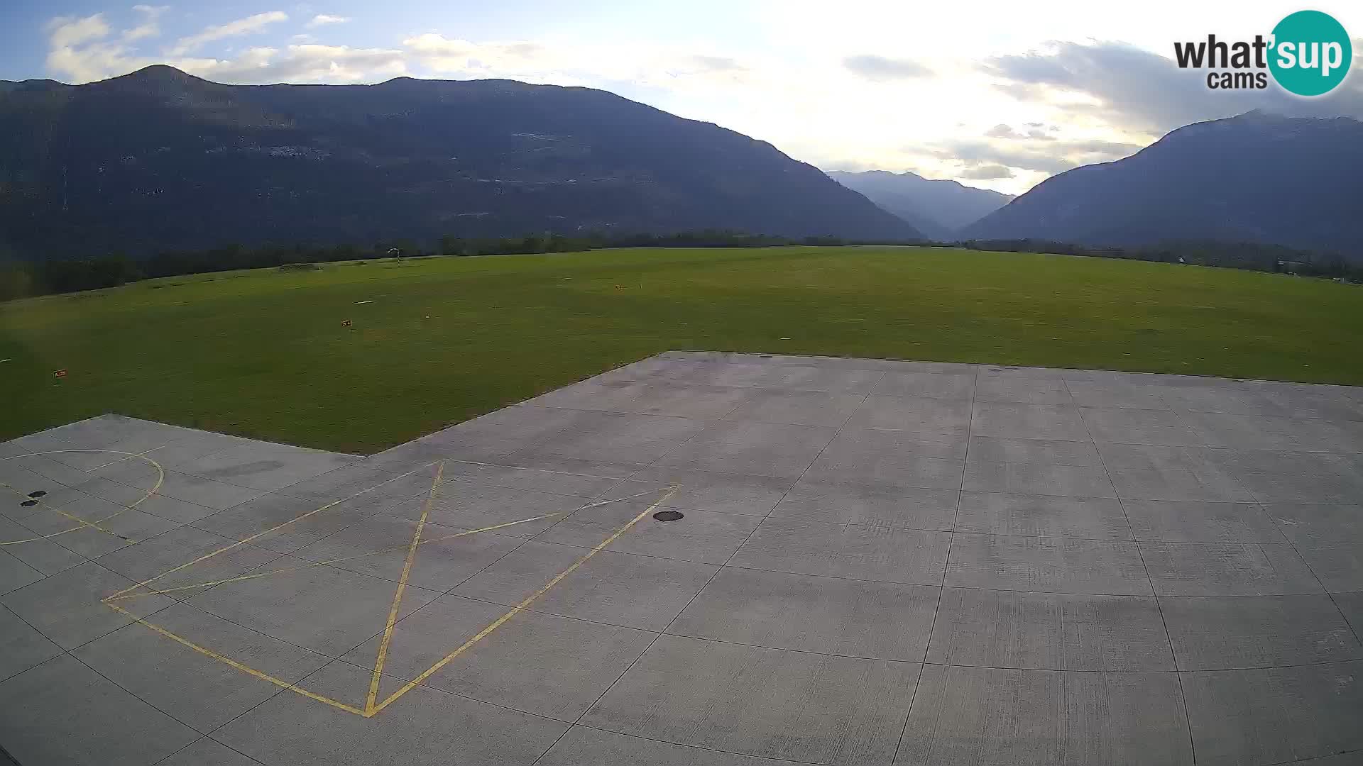 Webcam de l’aéroport de Bovec – Skydive Bovec