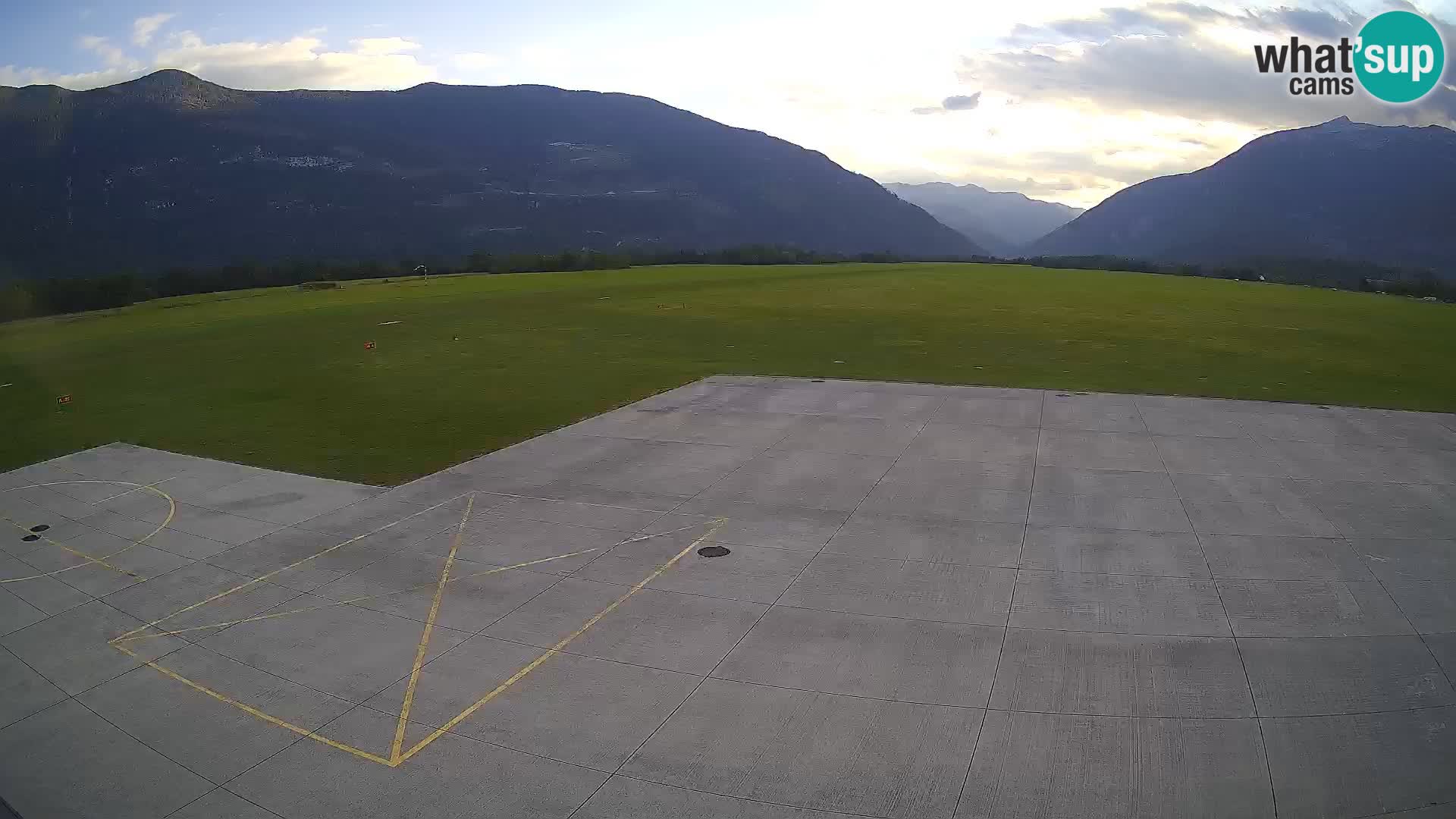 Cámara web del aeropuerto de Bovec – Skydive Bovec