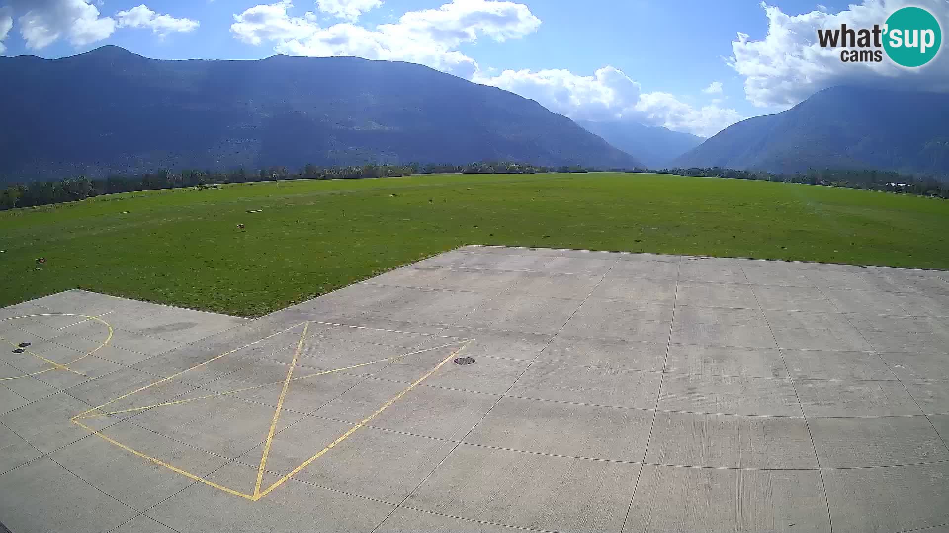 Webcam des Flughafens Bovec – Skydive Bovec