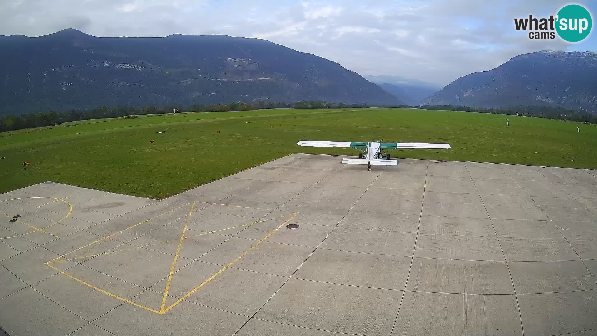 Bovec airport webcam – Skydive Bovec