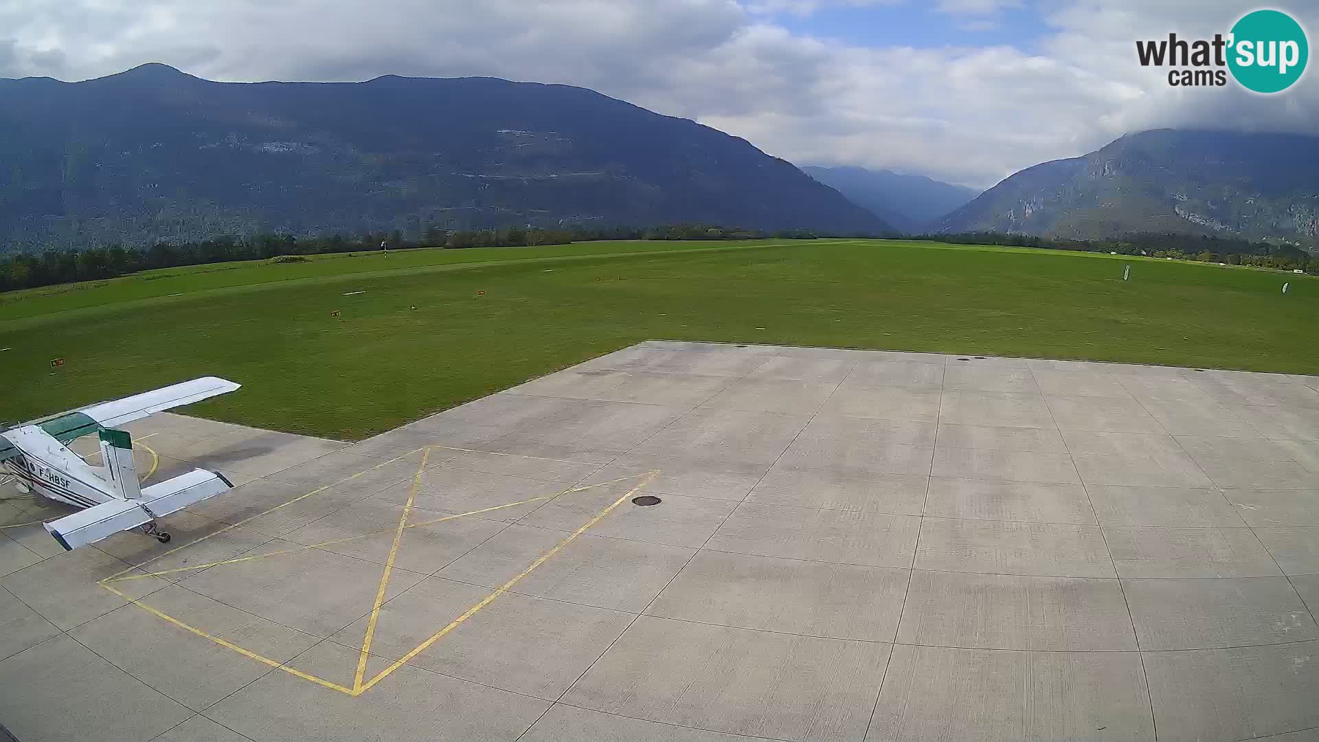 Cámara web del aeropuerto de Bovec – Skydive Bovec