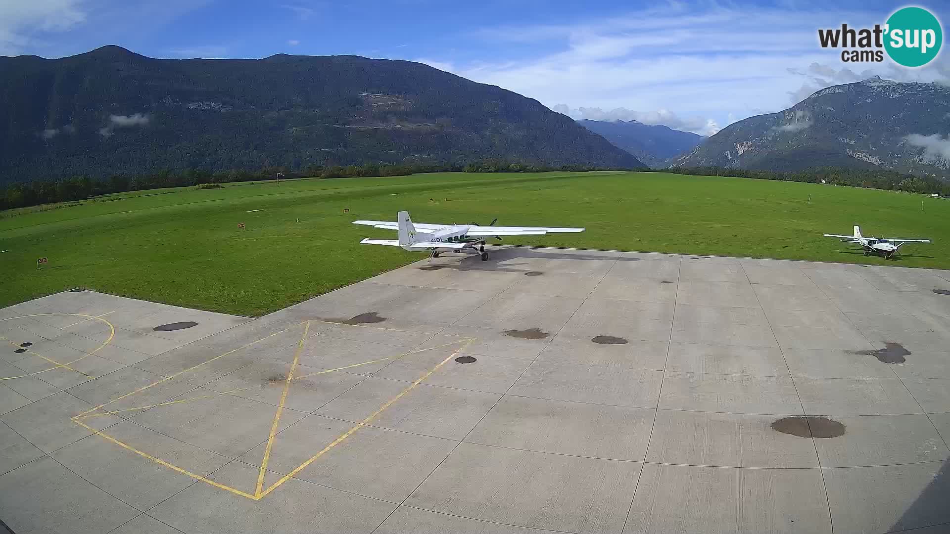 Bovec airport webcam – Skydive Bovec