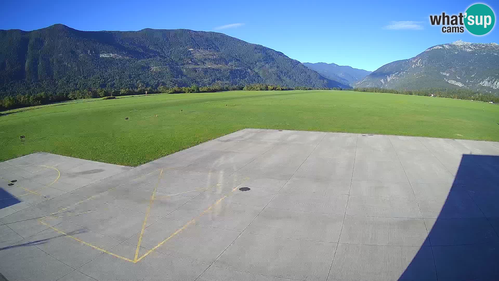 Bovec airport webcam – Skydive Bovec