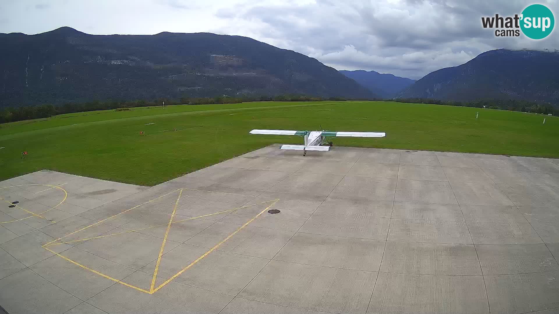 Webcam des Flughafens Bovec – Skydive Bovec