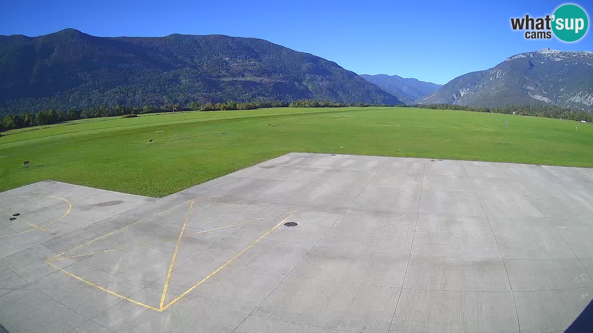 Webcam des Flughafens Bovec – Skydive Bovec