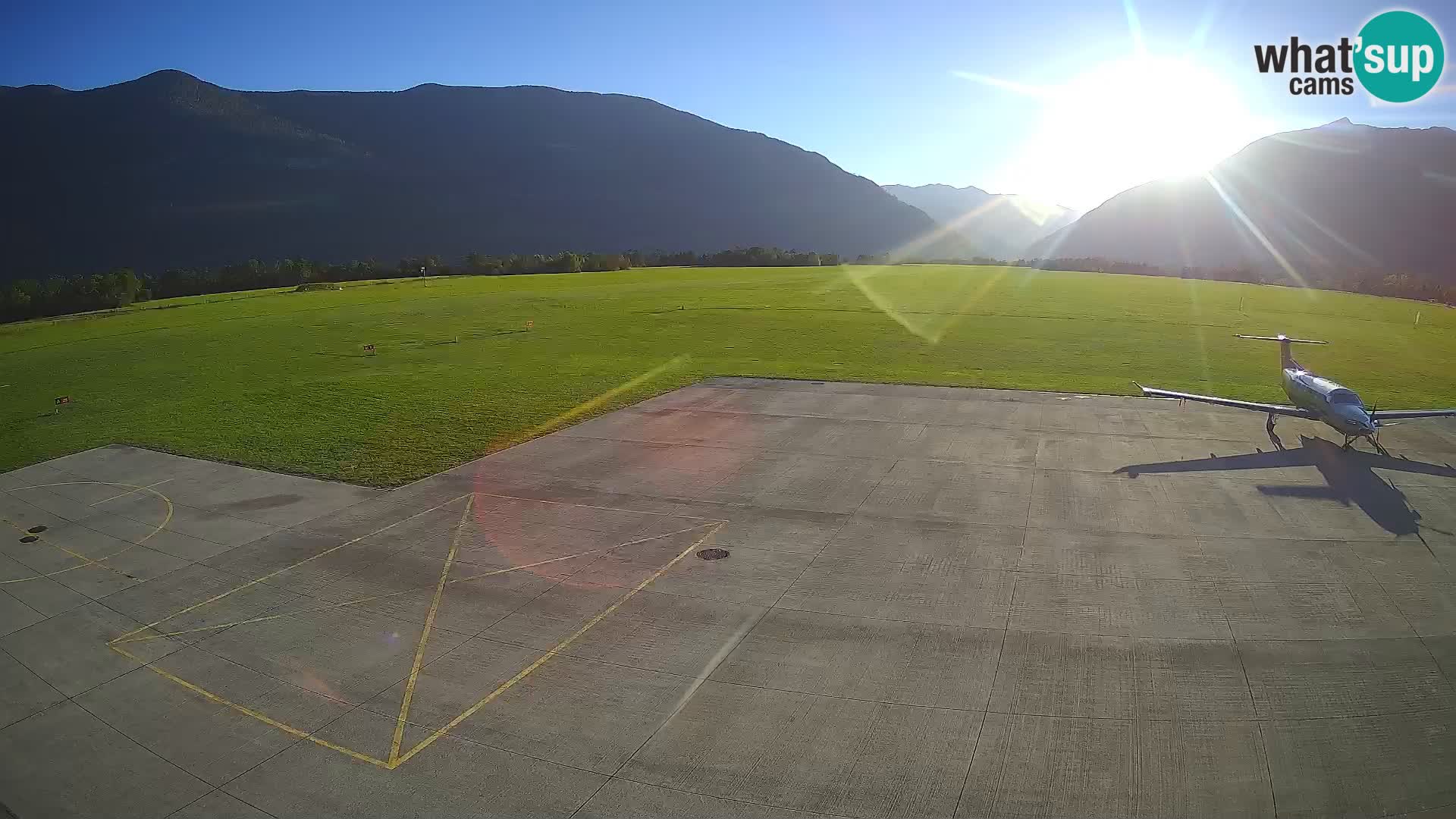 Bovec airport webcam – Skydive Bovec