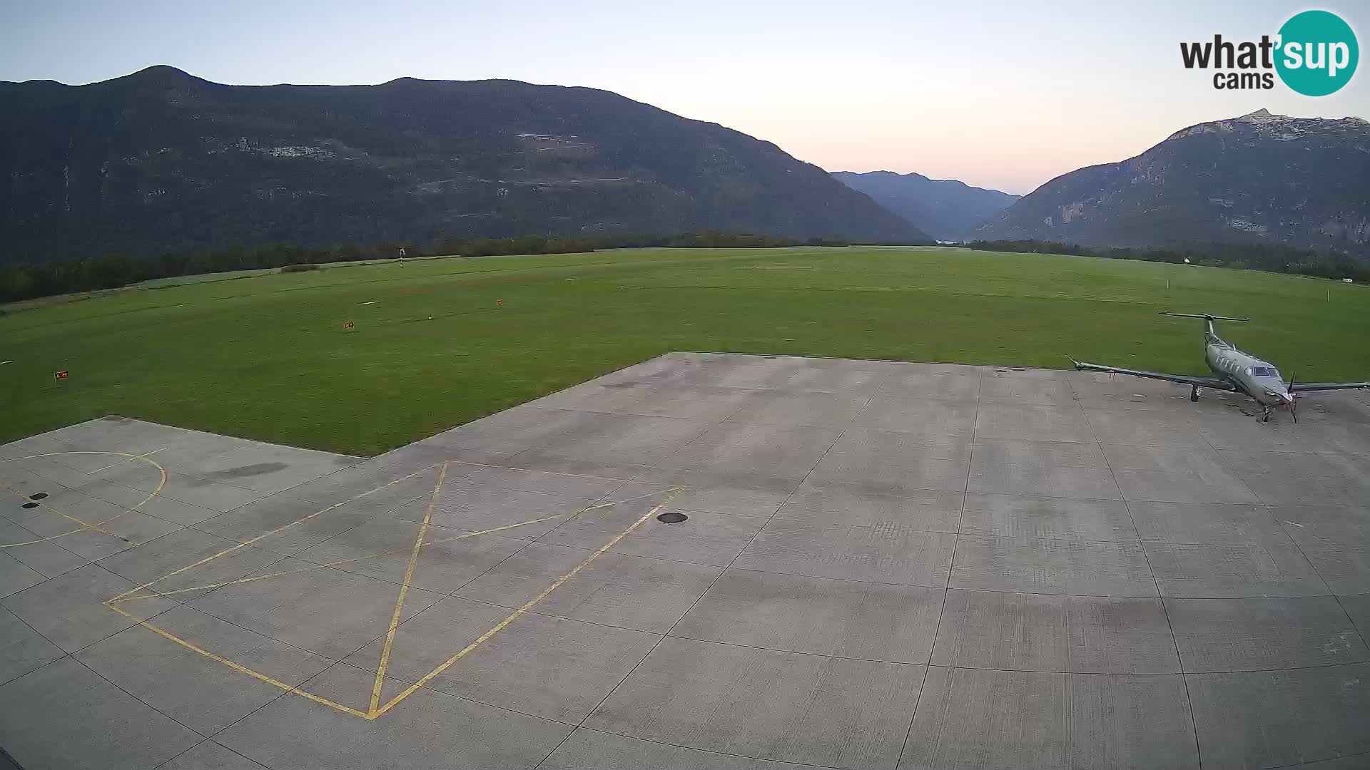 Bovec airport webcam – Skydive Bovec