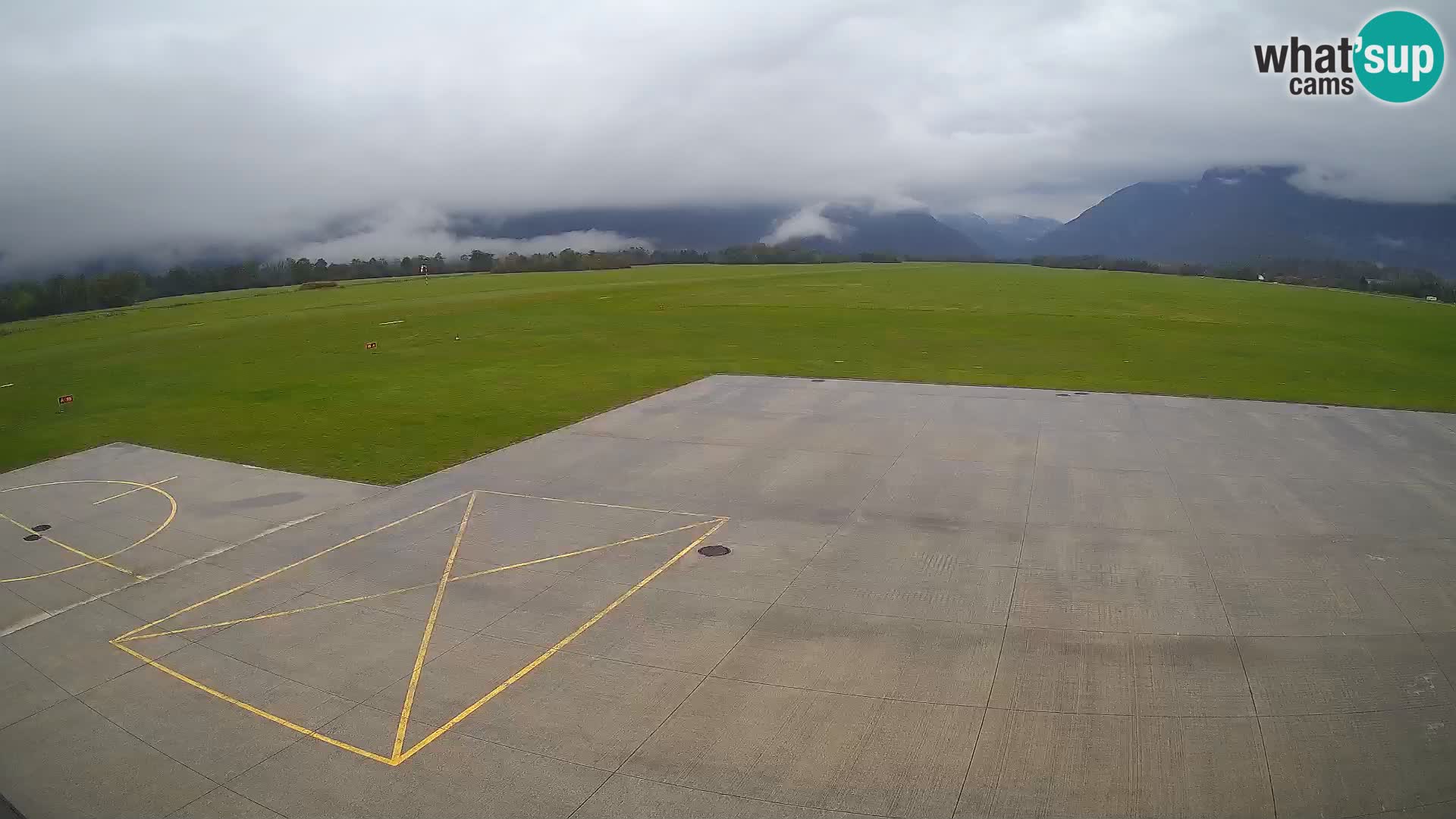 Webcam des Flughafens Bovec – Skydive Bovec