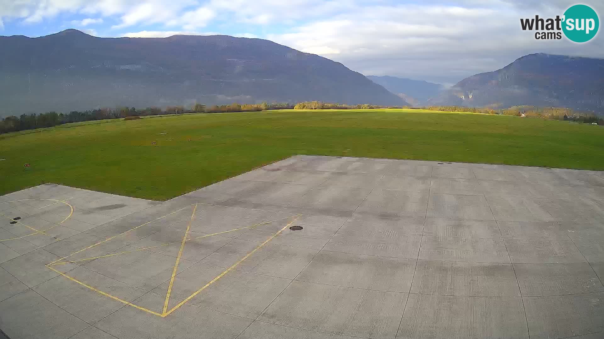 Webcam de l’aéroport de Bovec – Skydive Bovec