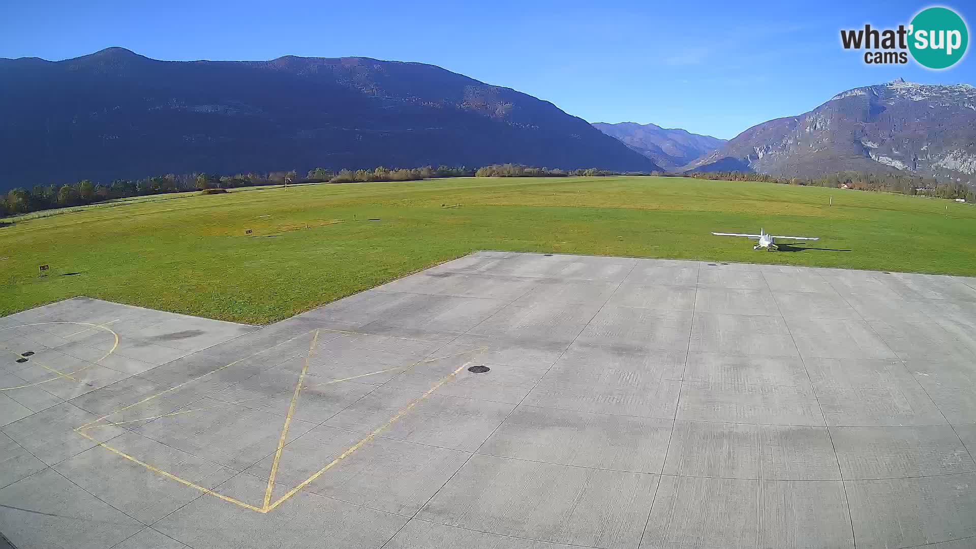 Bovec airport webcam – Skydive Bovec