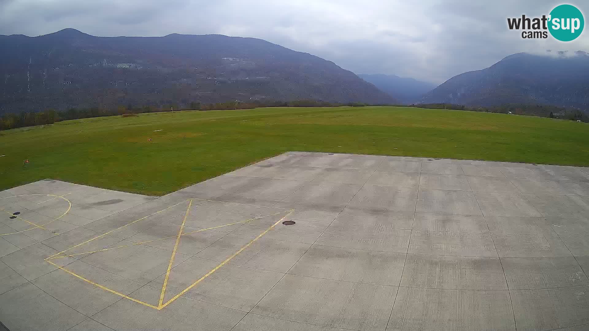 Webcam des Flughafens Bovec – Skydive Bovec