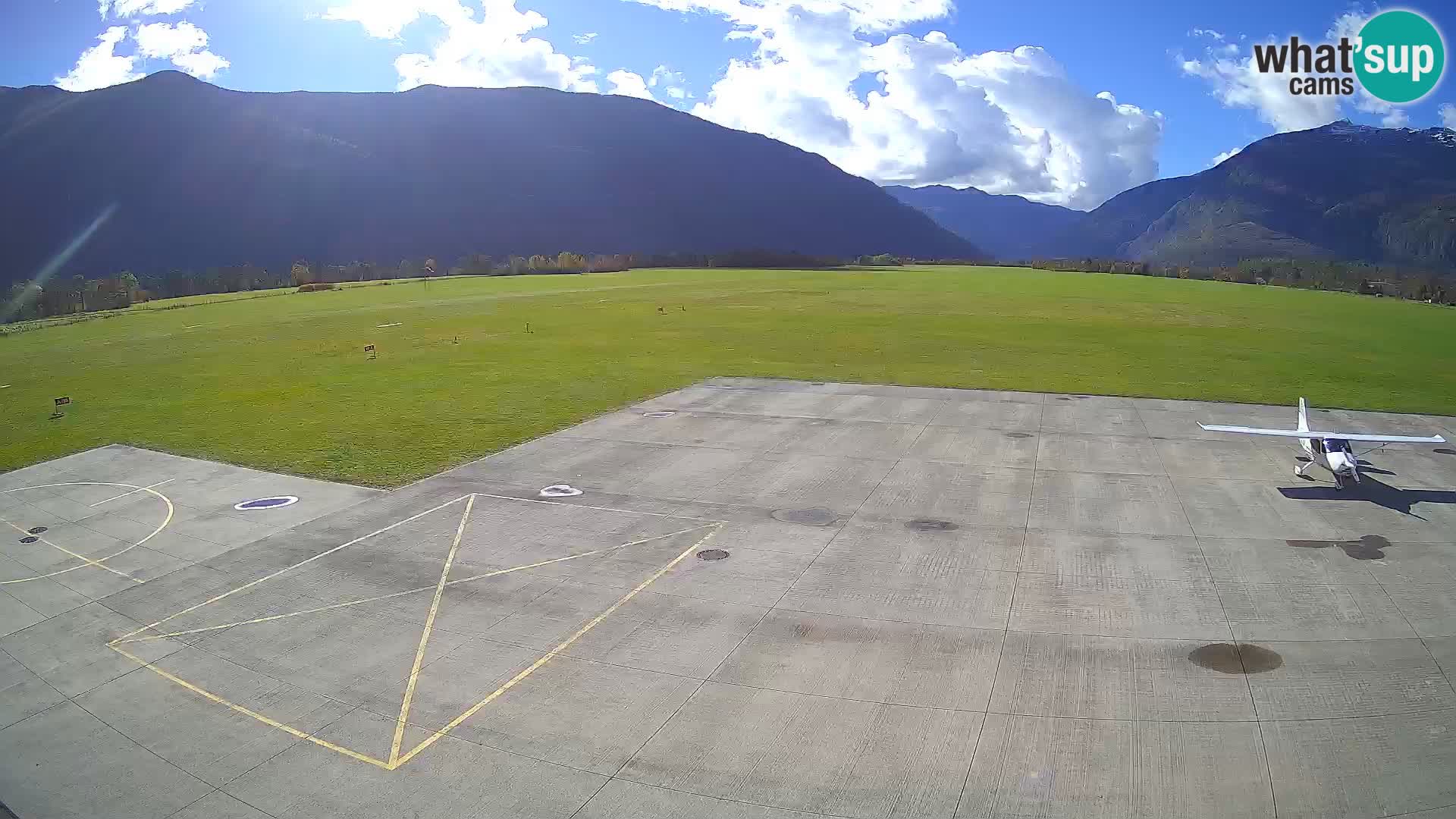 Bovec airport webcam – Skydive Bovec