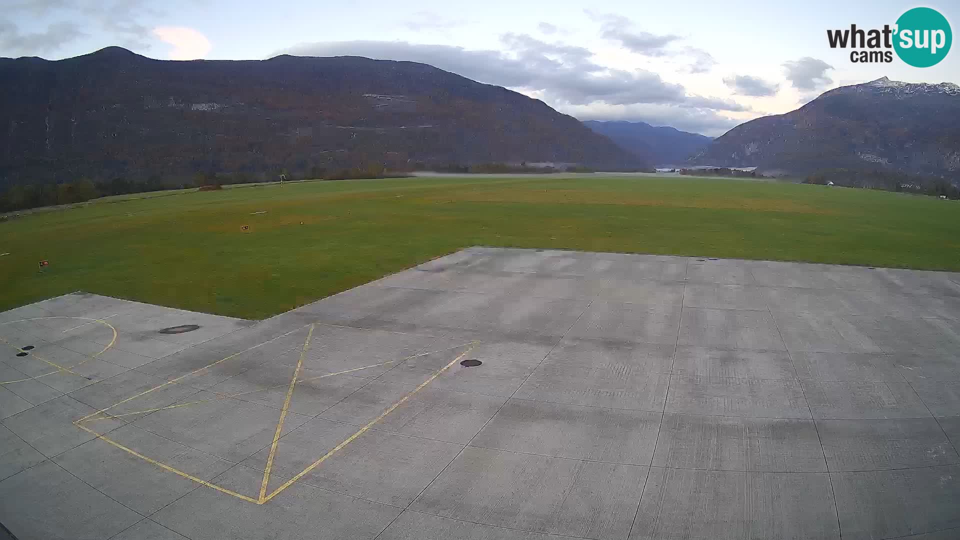 Bovec airport webcam – Skydive Bovec