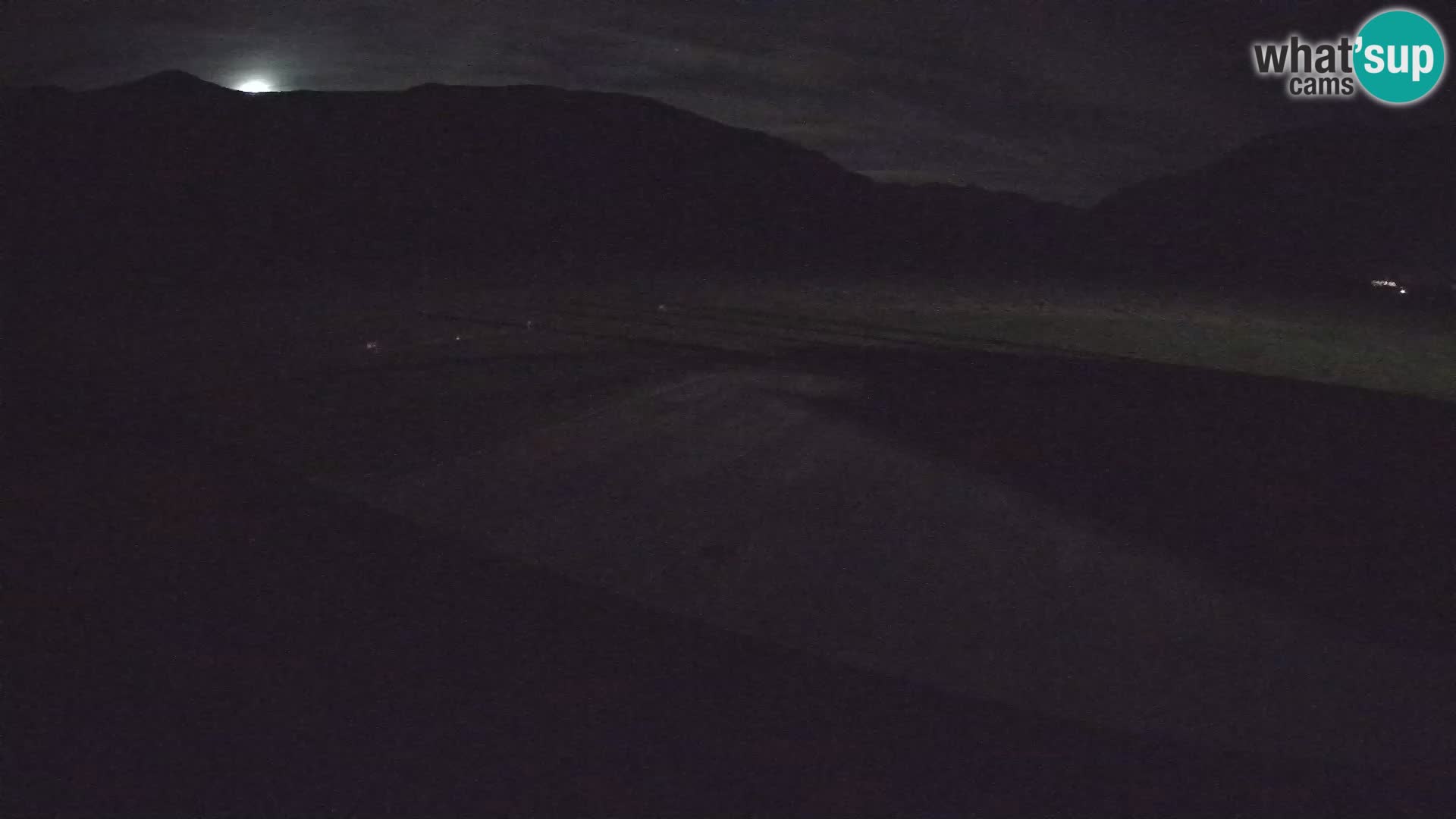 Bovec spletna kamera letališče – Skydive Bovec