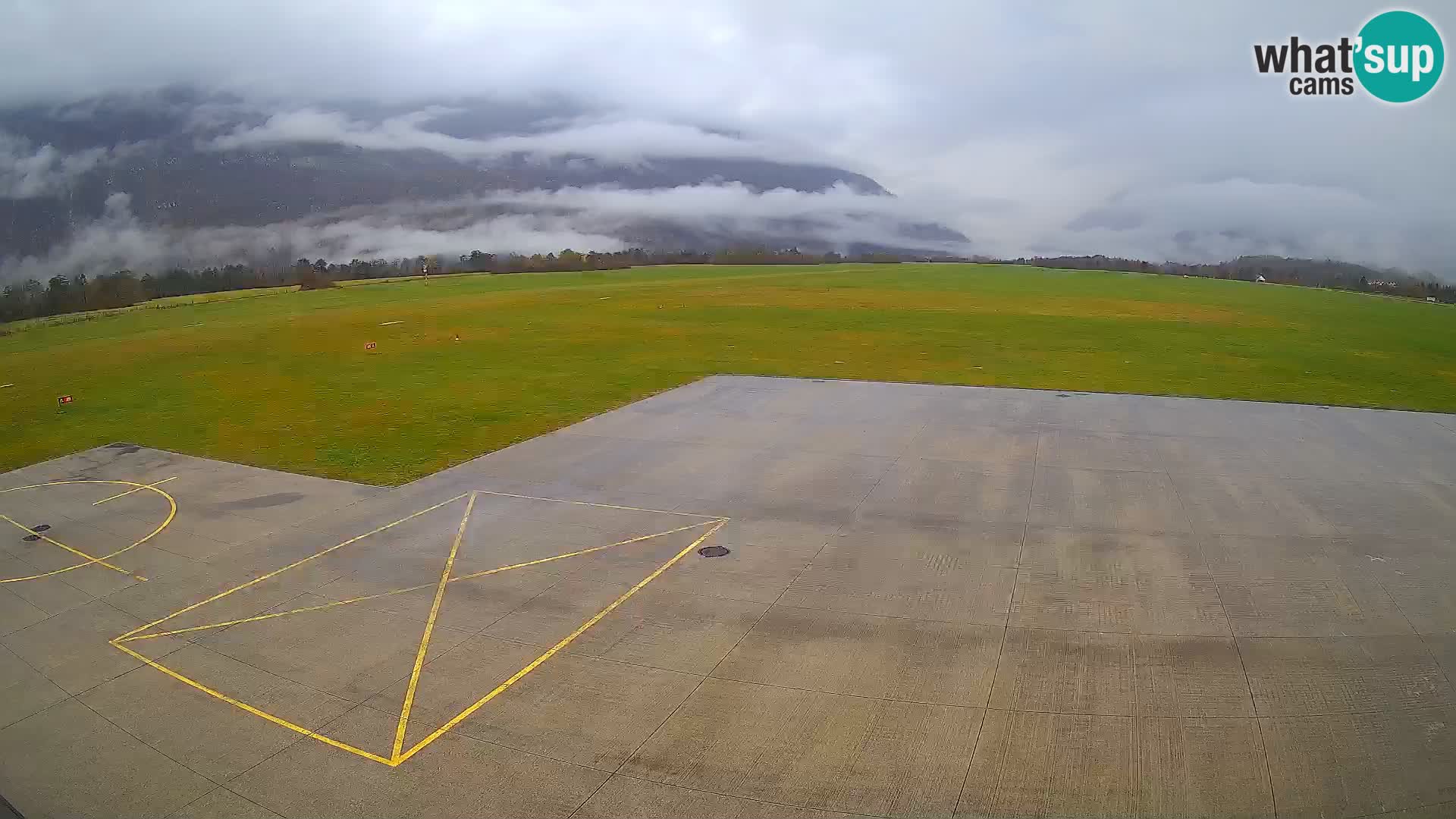 Webcam des Flughafens Bovec – Skydive Bovec