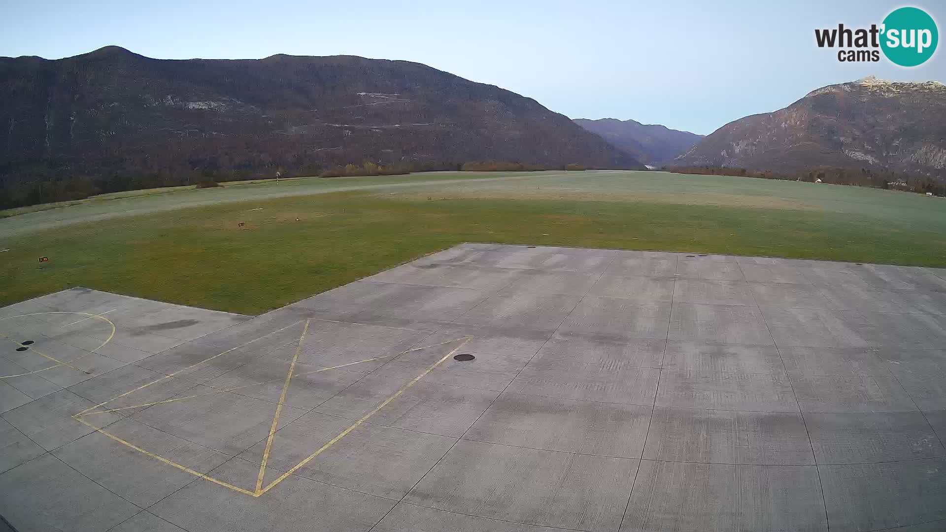 Bovec airport webcam – Skydive Bovec