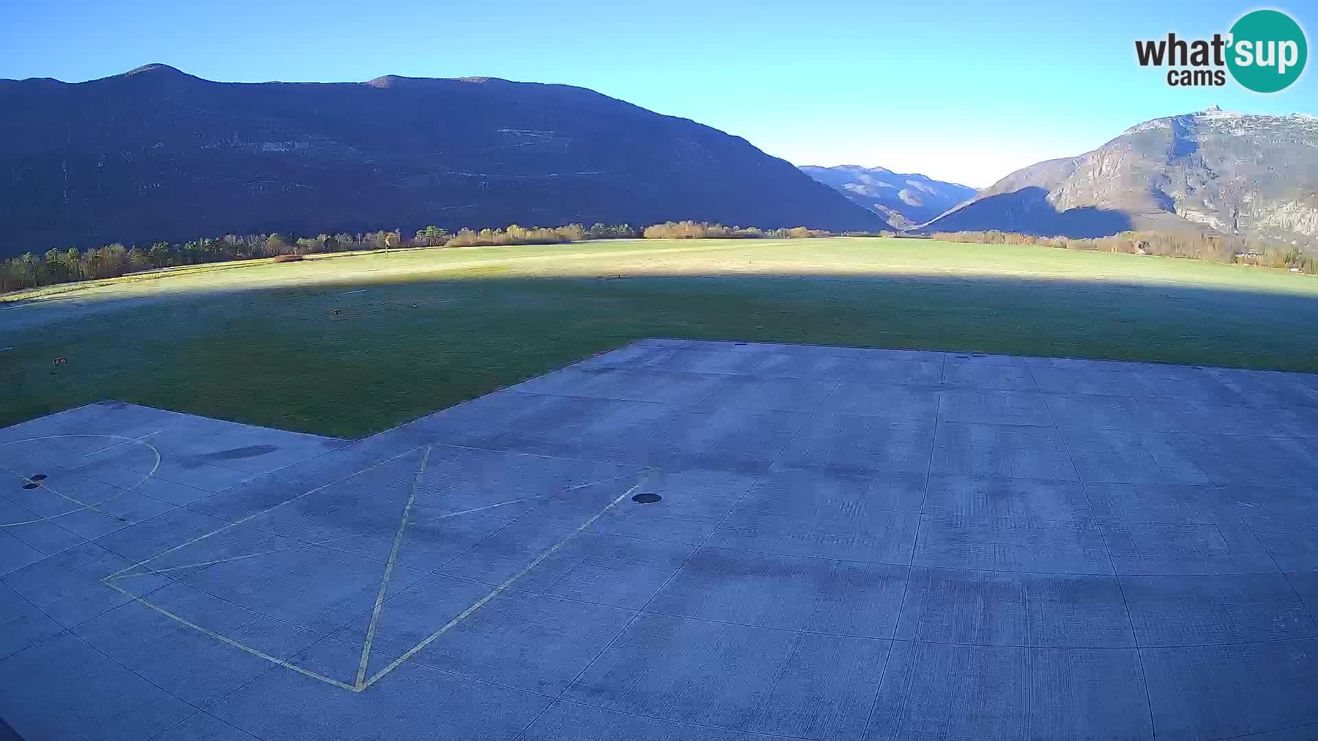 Cámara web del aeropuerto de Bovec – Skydive Bovec
