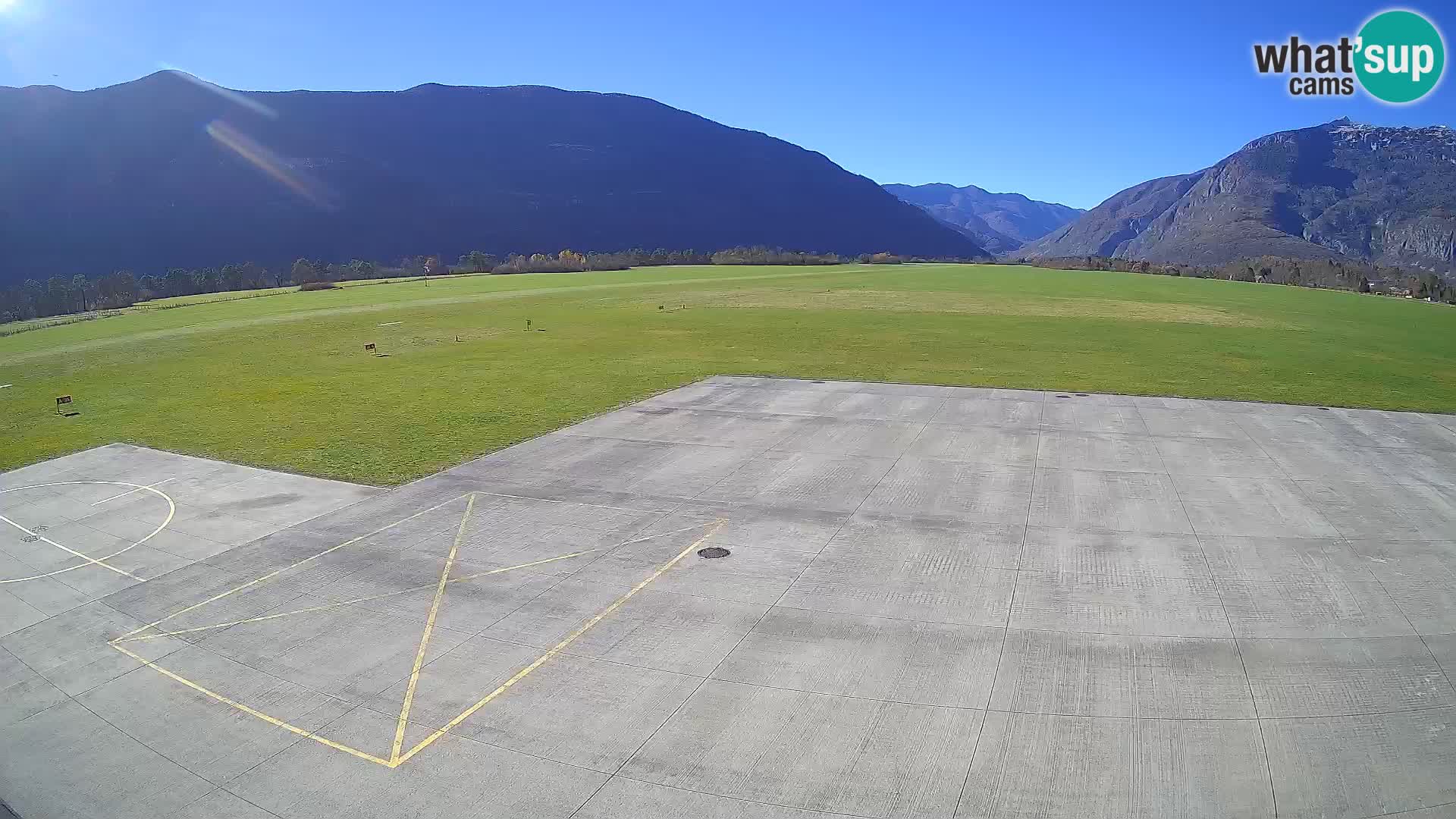 Cámara web del aeropuerto de Bovec – Skydive Bovec