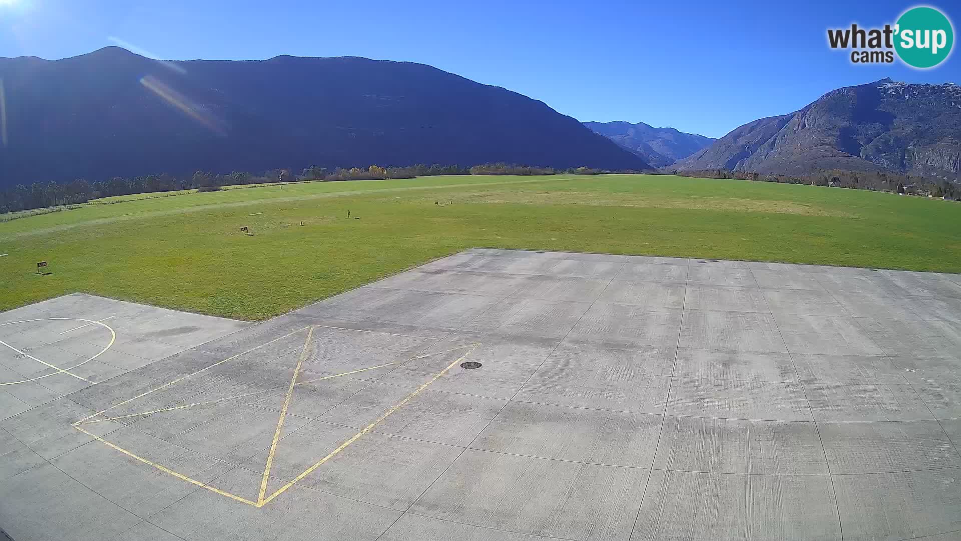Bovec airport webcam – Skydive Bovec