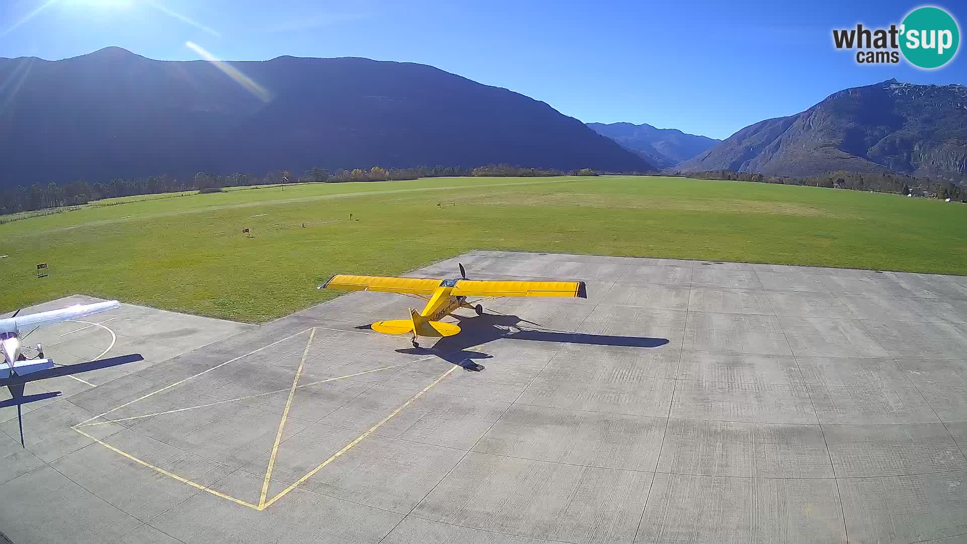 Cámara web del aeropuerto de Bovec – Skydive Bovec