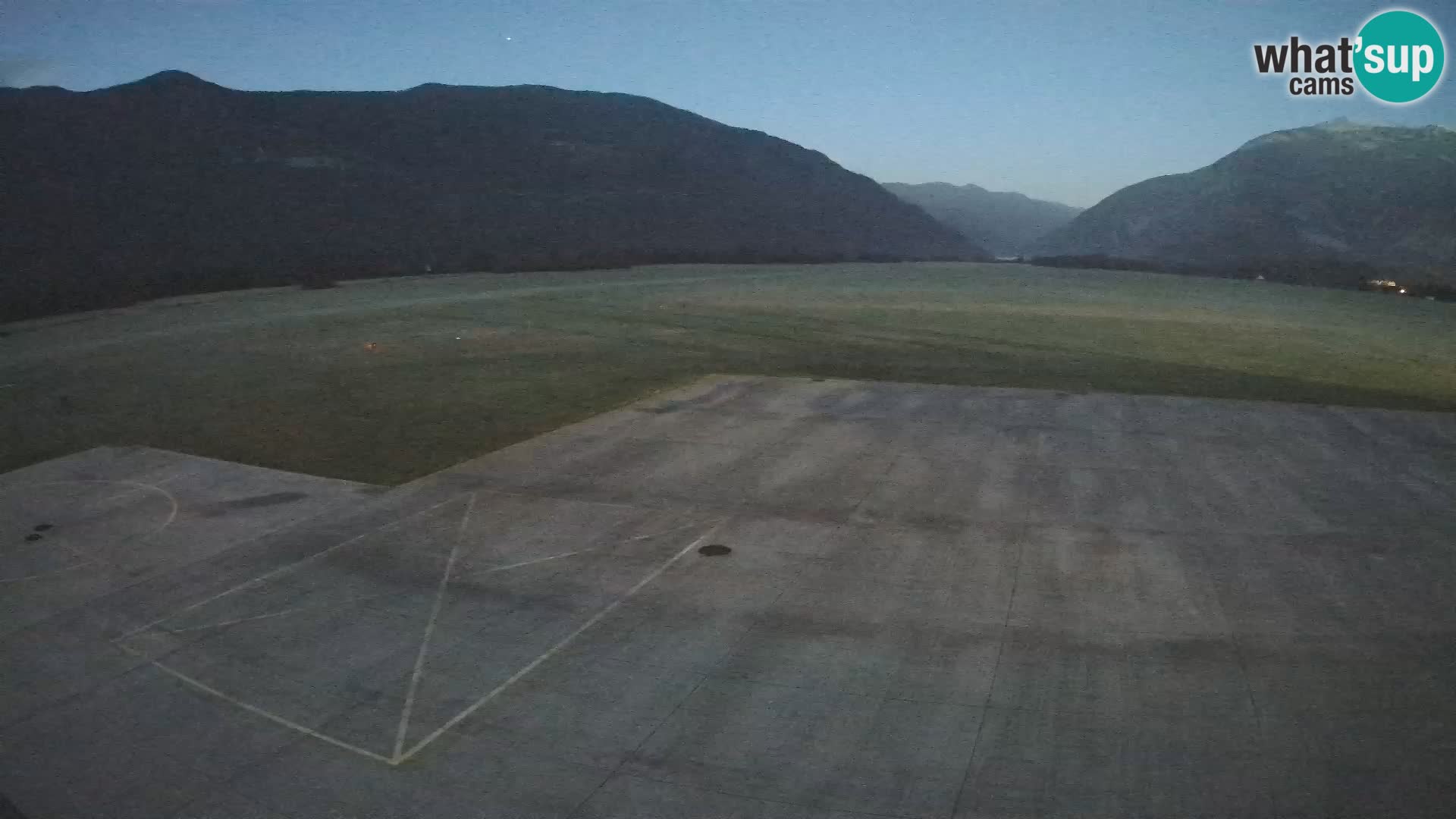 Bovec airport webcam – Skydive Bovec
