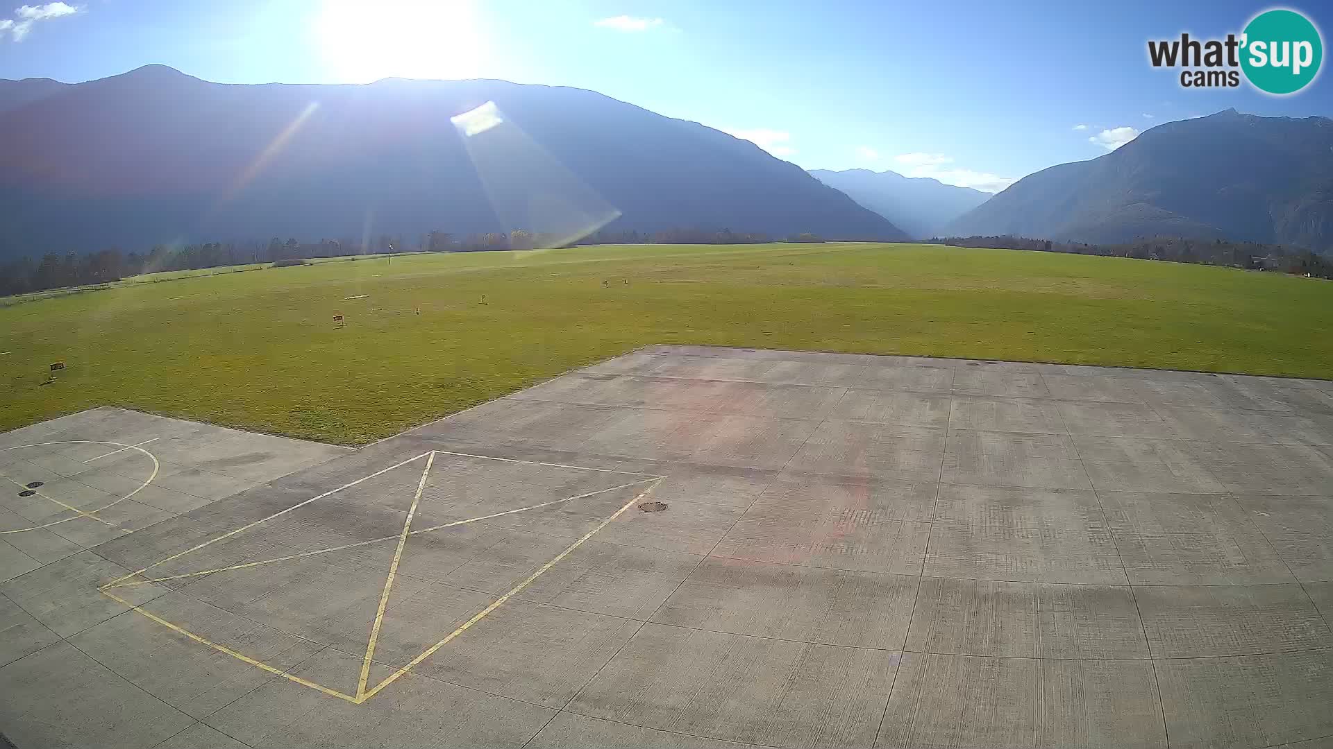 Bovec airport webcam – Skydive Bovec