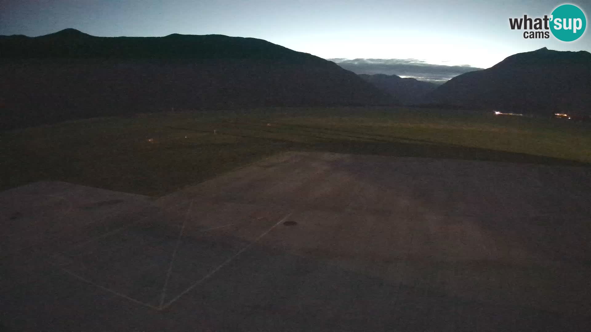 Bovec airport webcam – Skydive Bovec