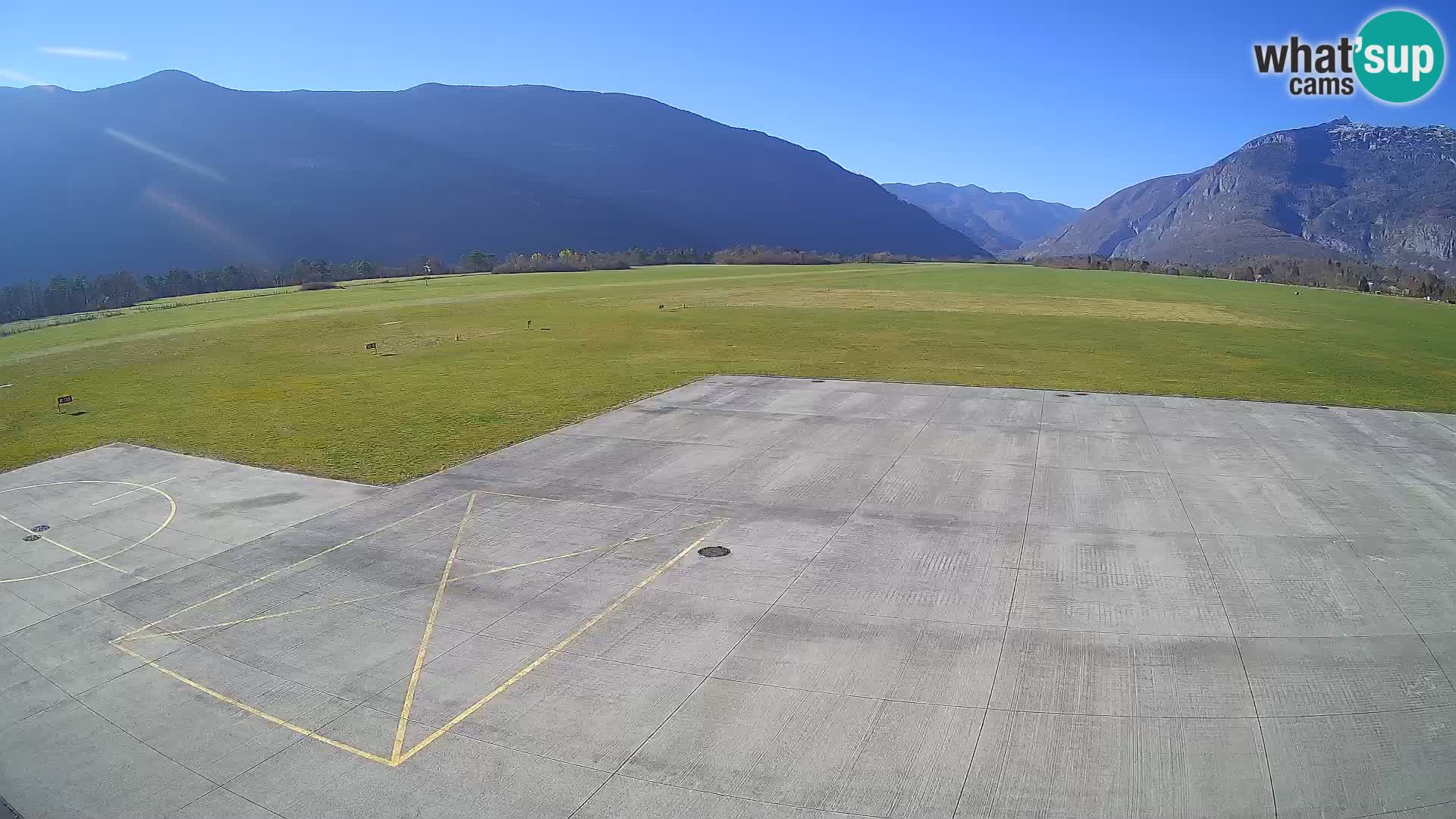 Cámara web del aeropuerto de Bovec – Skydive Bovec