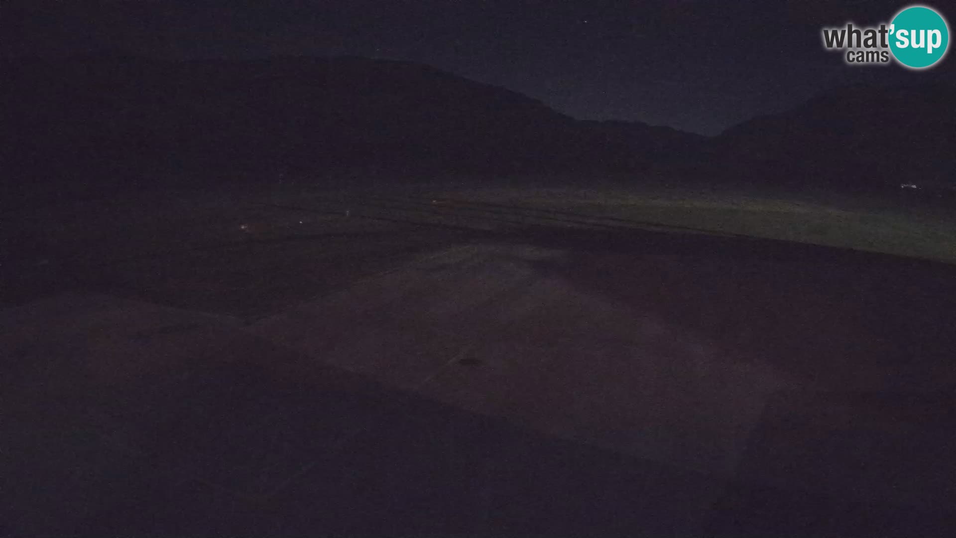 Webcam aereoporto di Bovec (Plezzo) – Vista verso il Kanin