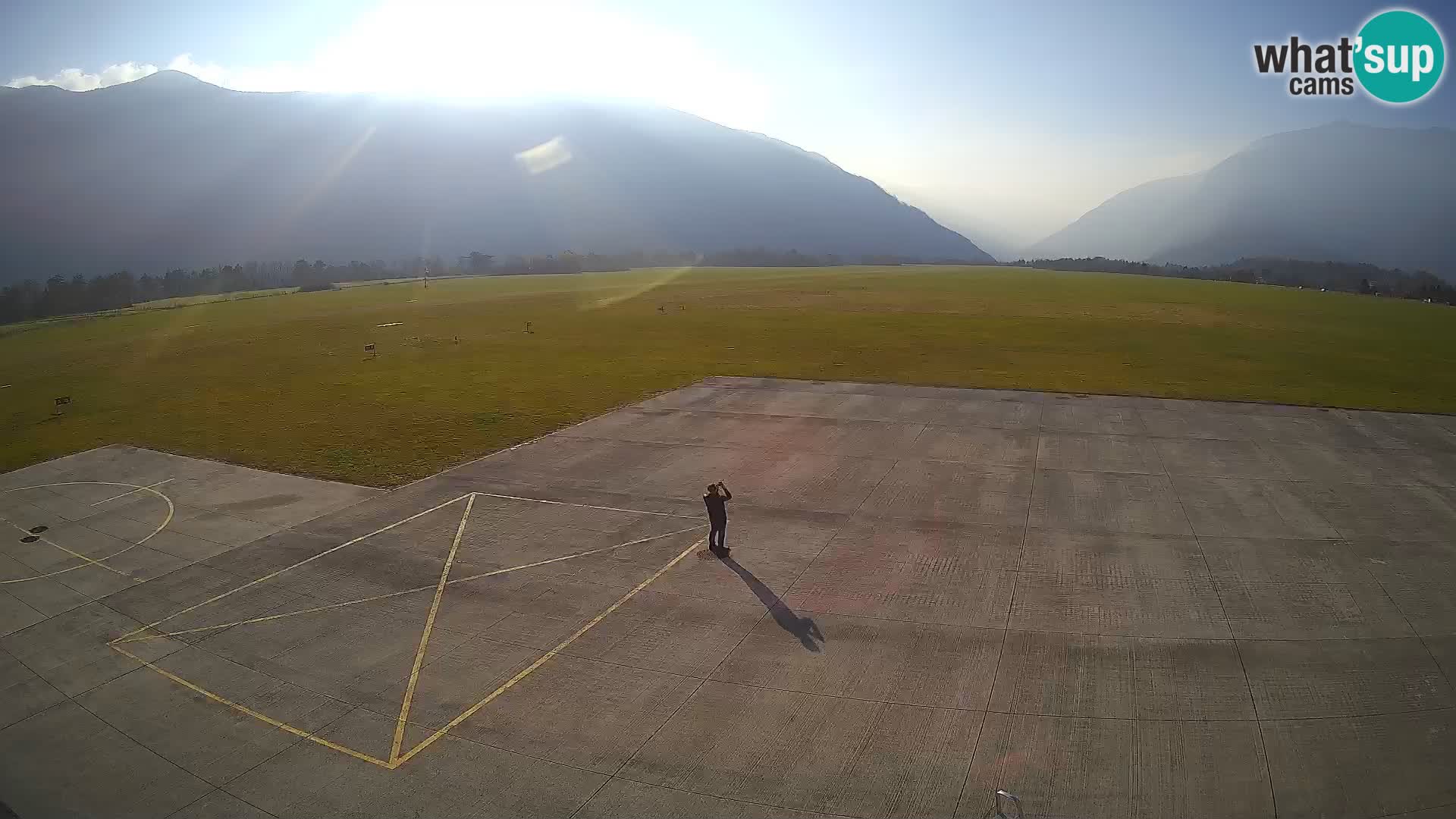 Bovec airport webcam – Skydive Bovec