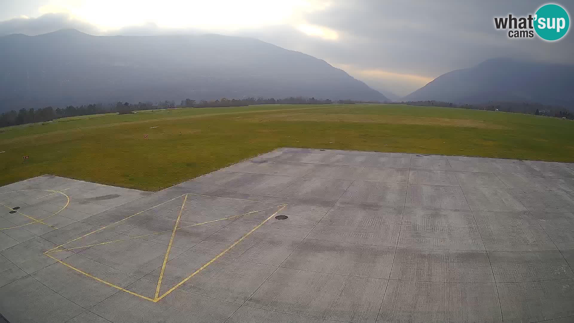 Webcam des Flughafens Bovec – Skydive Bovec