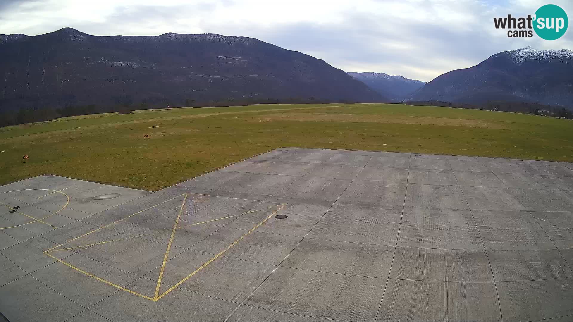 Webcam des Flughafens Bovec – Skydive Bovec