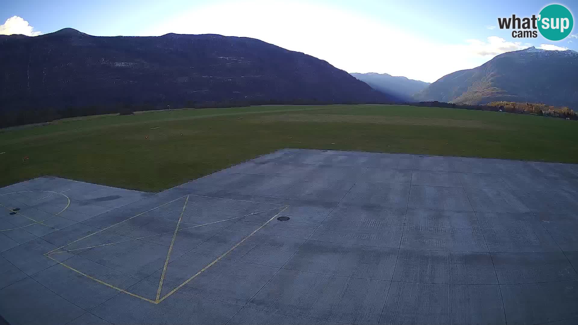 Cámara web del aeropuerto de Bovec – Skydive Bovec