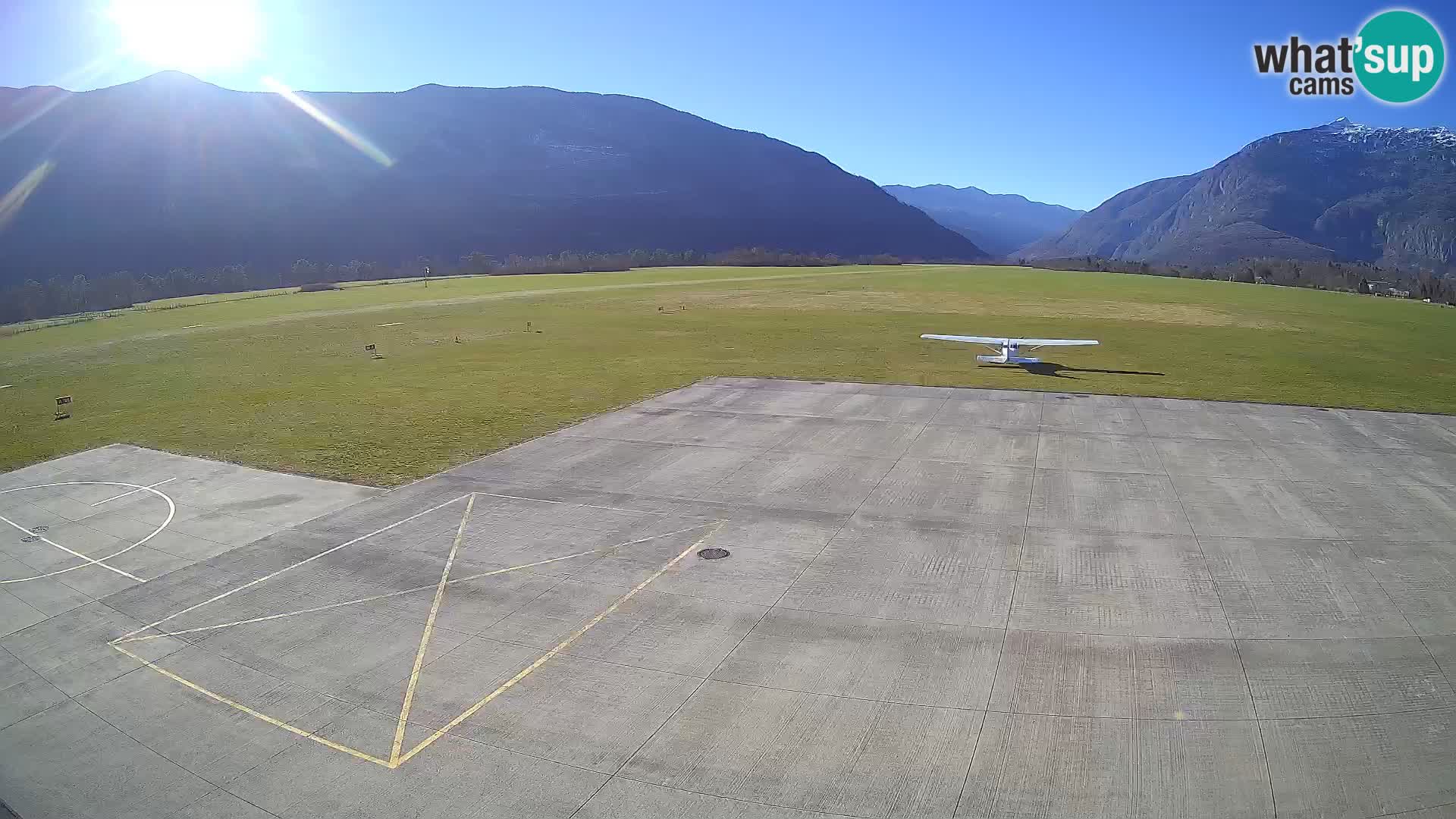 Bovec airport webcam – Skydive Bovec