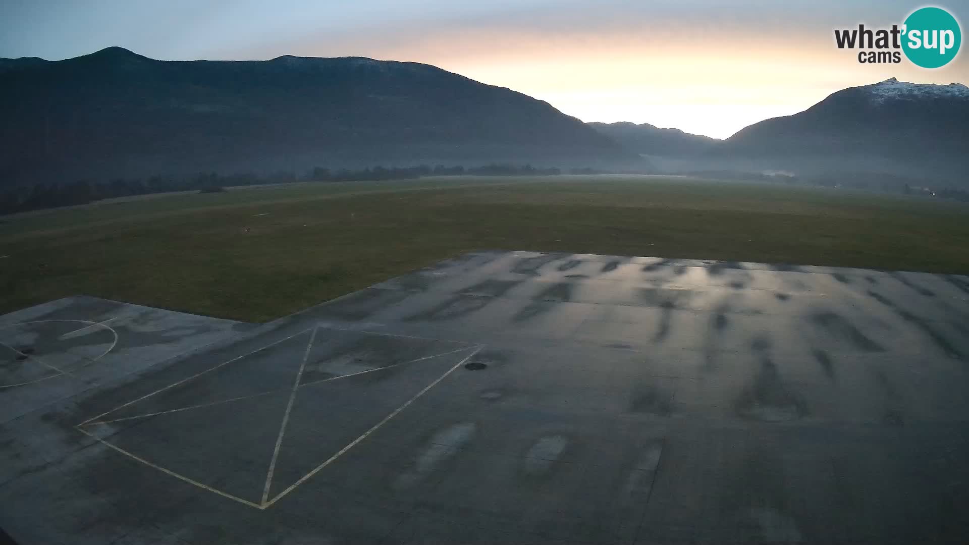 Webcam de l’aéroport de Bovec – Skydive Bovec