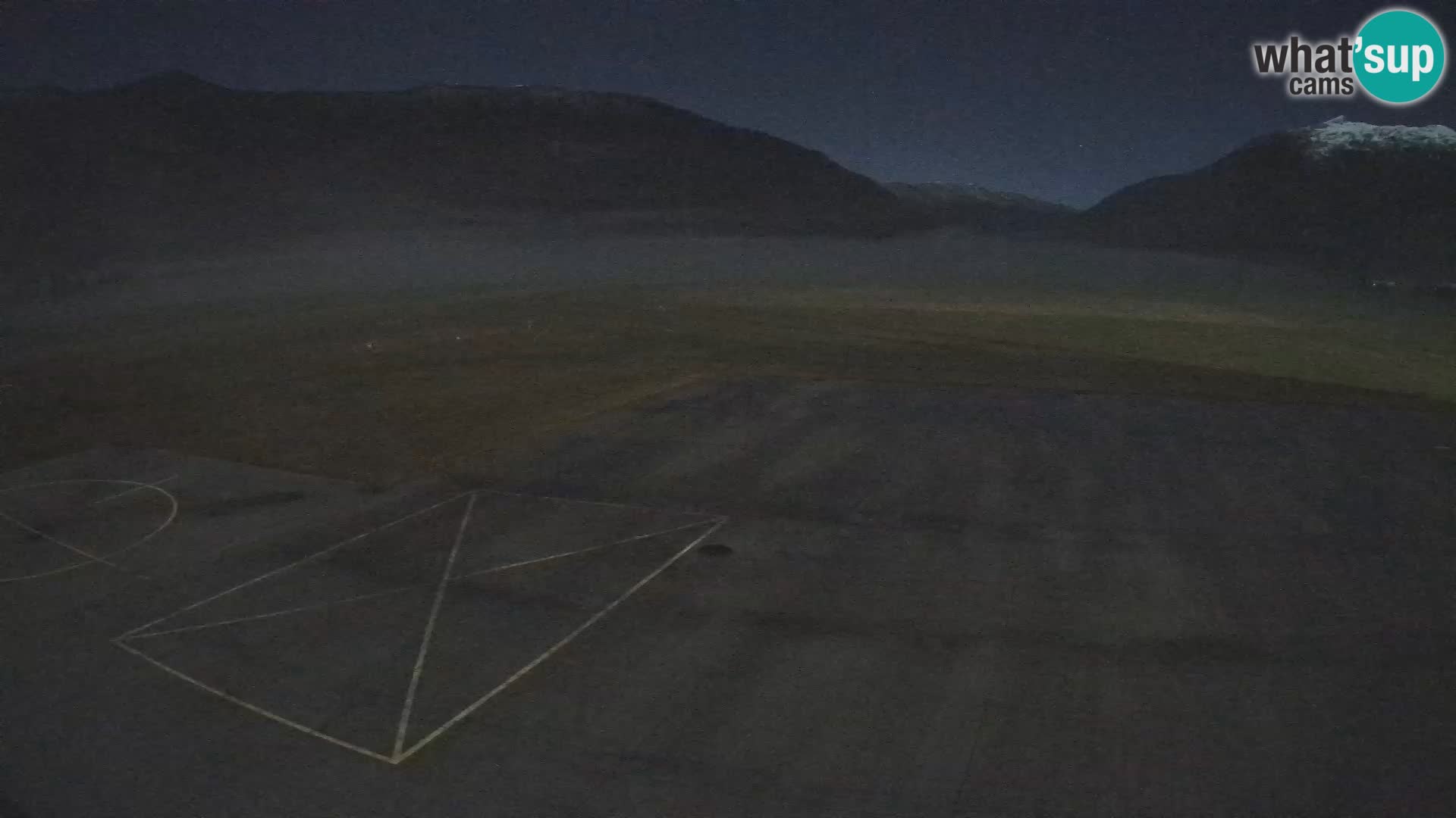 Bovec spletna kamera letališče – Skydive Bovec