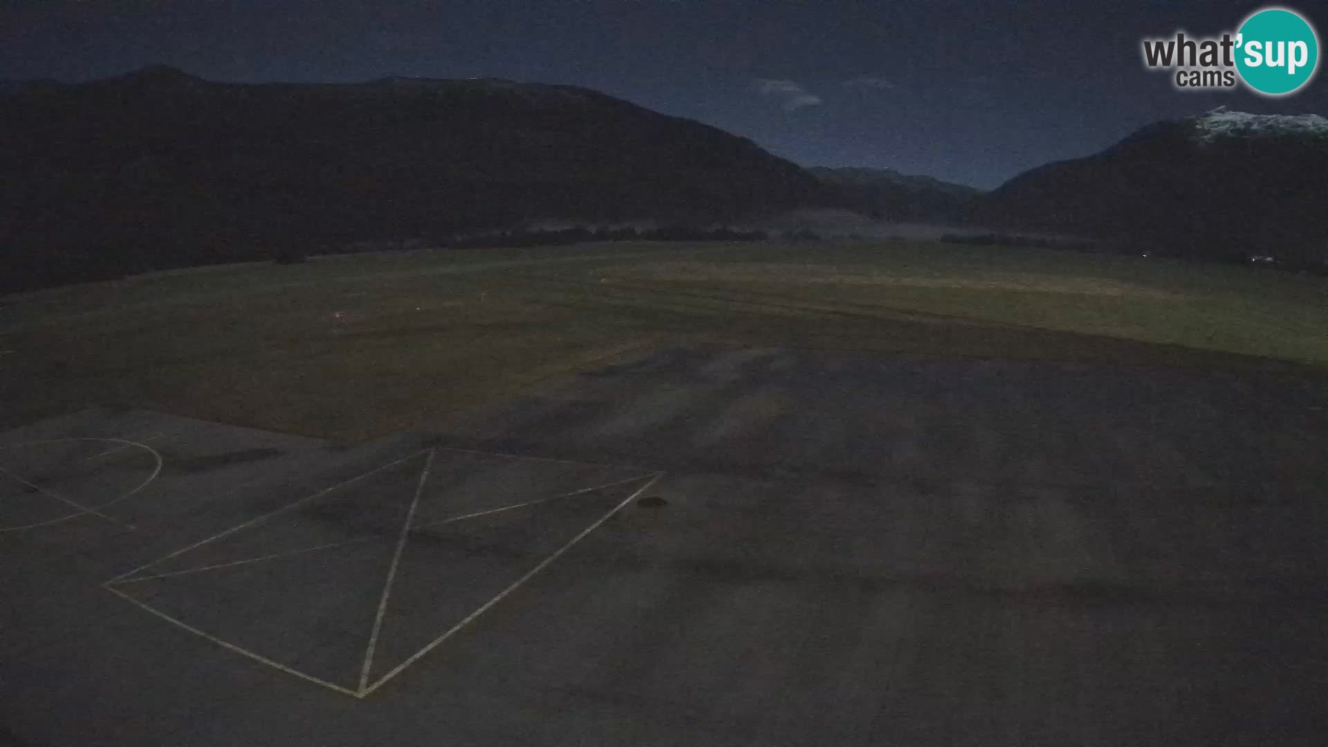 Bovec spletna kamera letališče – Skydive Bovec