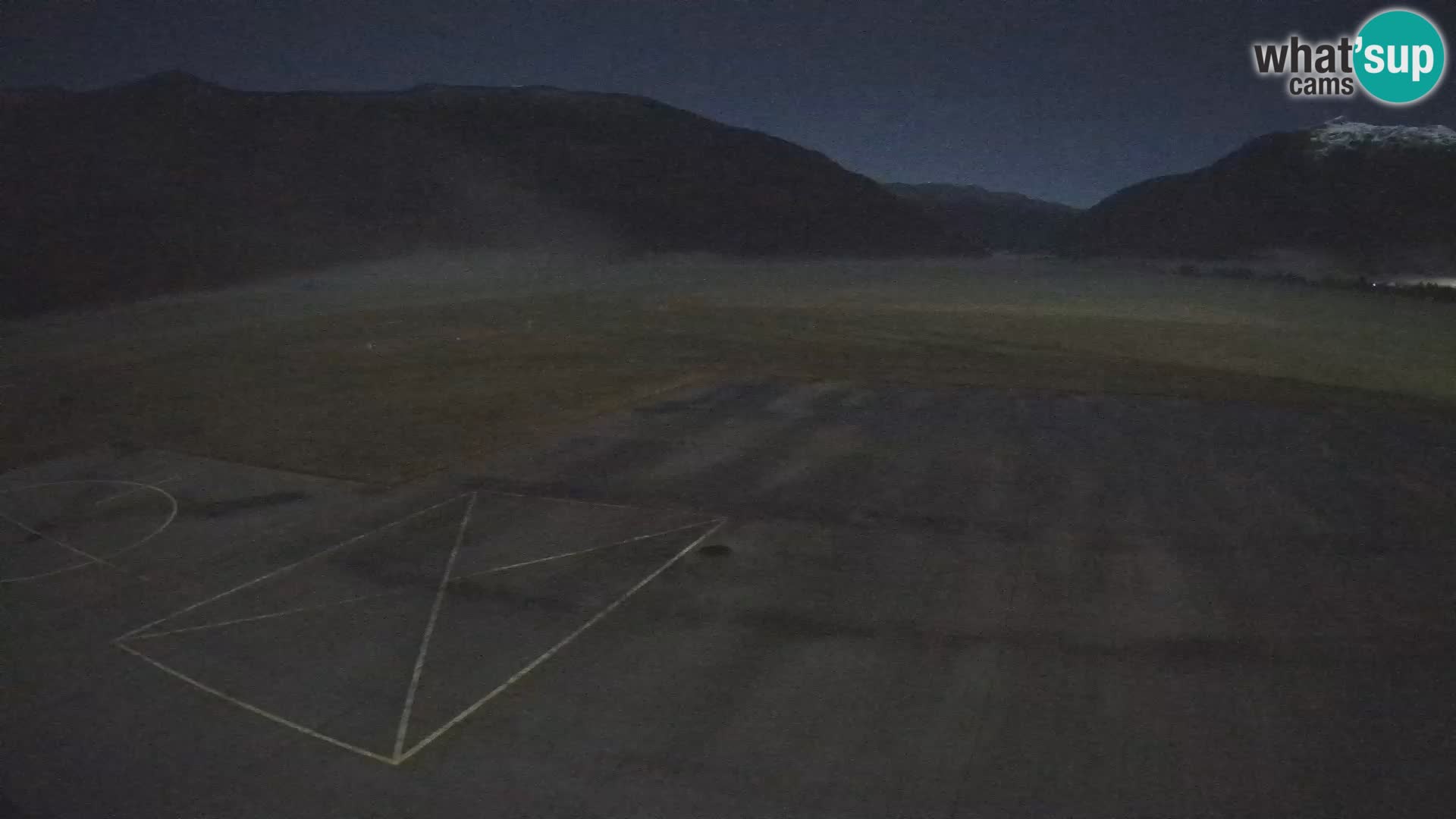 Bovec spletna kamera letališče – Skydive Bovec