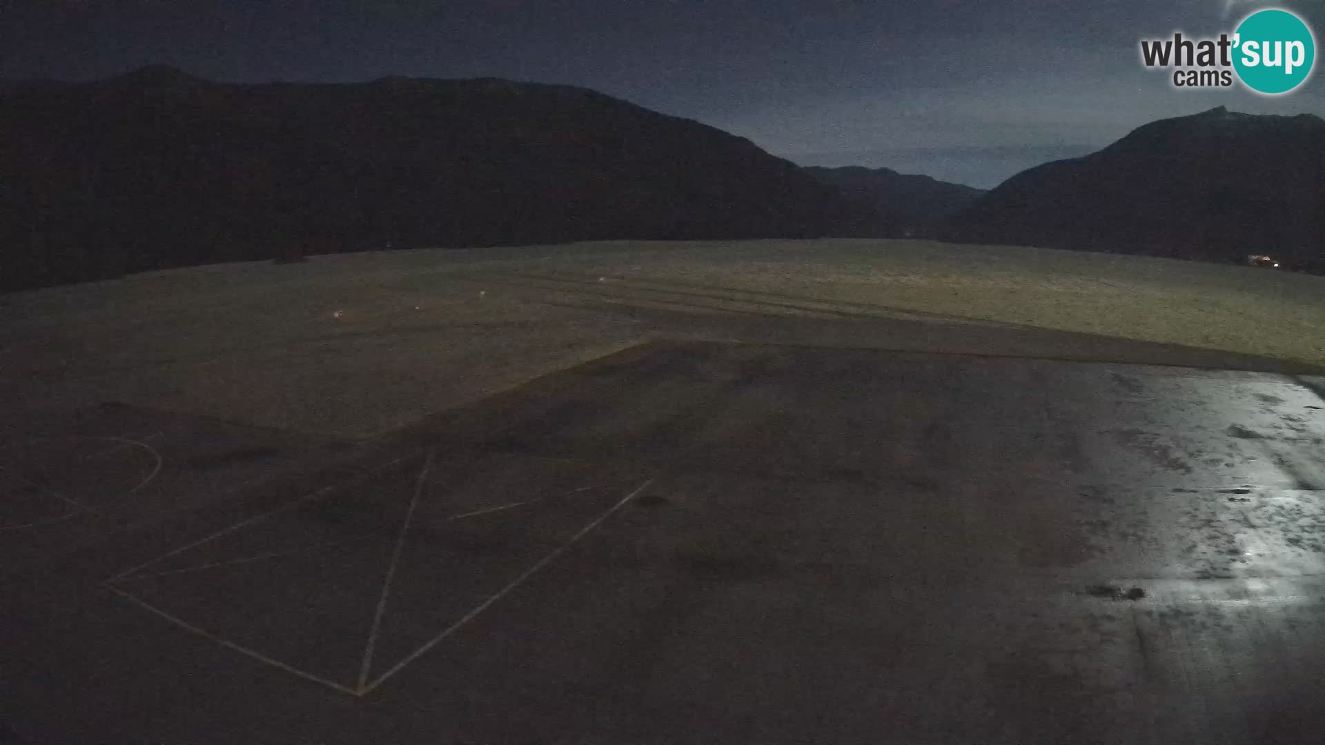 Bovec airport webcam – Skydive Bovec