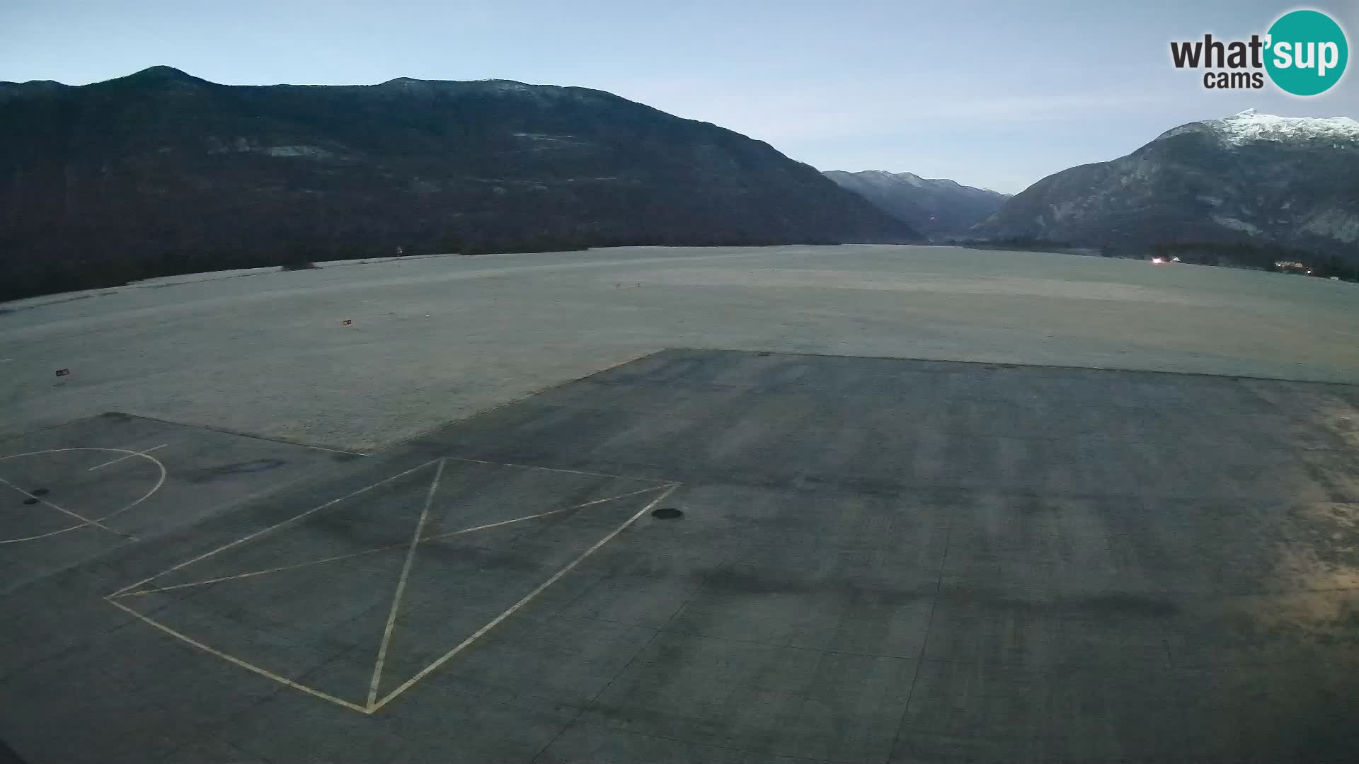 Cámara web del aeropuerto de Bovec – Skydive Bovec